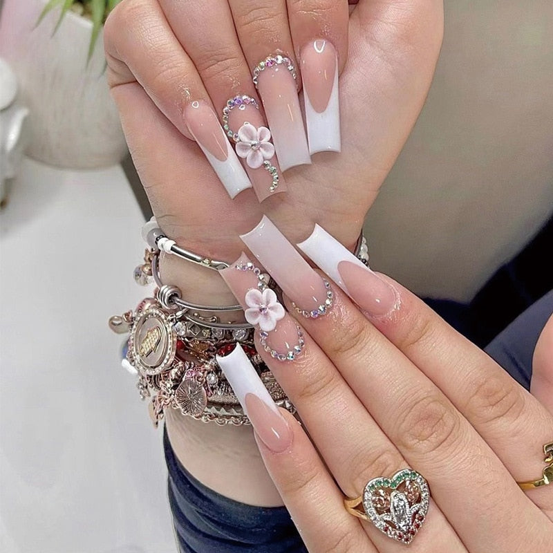 24Pcs Heart Design Press on Fake Nails with Glue - Long Artificial False Nails for Women, Detachable Nail Tips for Parties, Weddings & Special Occasions