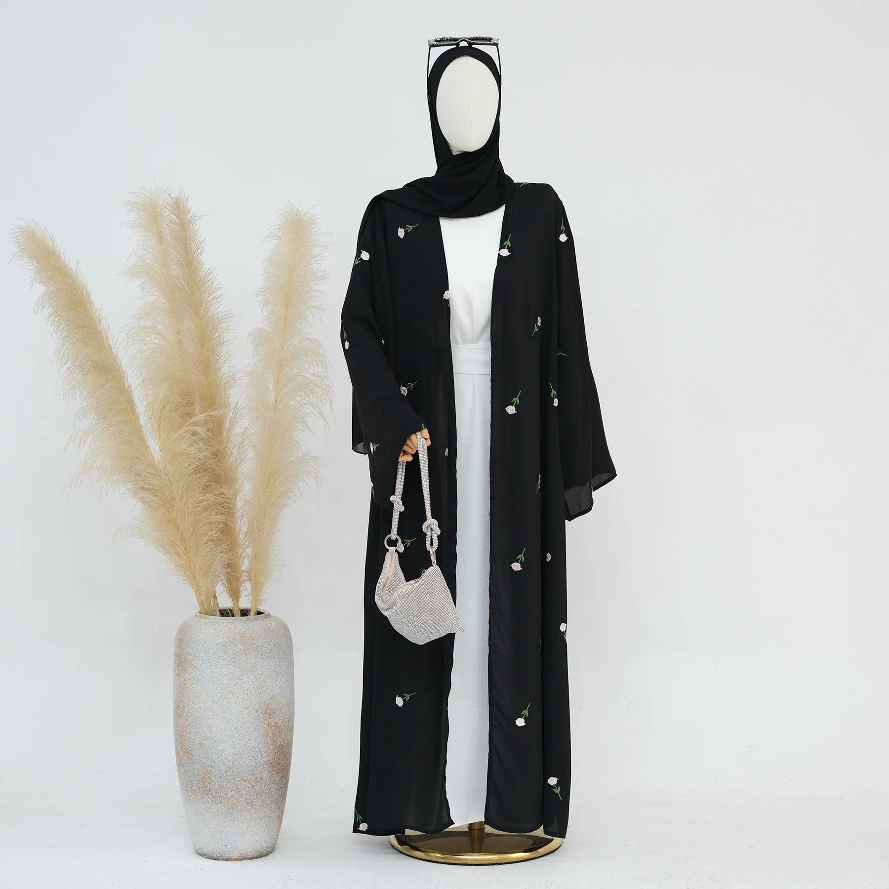 Elegant Black Embroidery Kimono Cardigan Abaya - Stylish Muslim Women's Cover-Up for Prayer, Home & Special Occasions