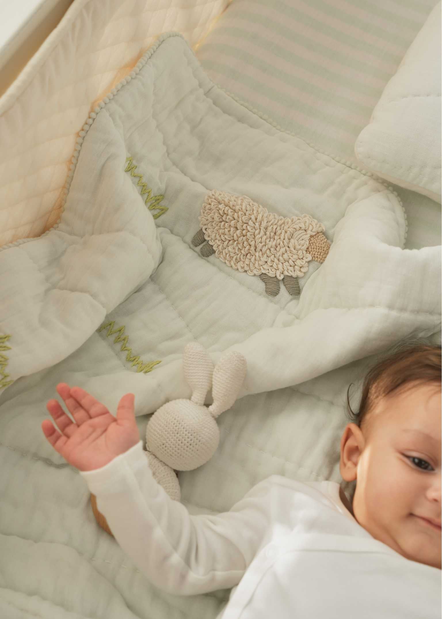 Sleep Cloud Nest Aqua Weighted Blanket with Counting Sheep Design - Soft & Cozy for Stress Relief, Anxiety, and Better Sleep | Perfect for Adults, Kids, and Home Use