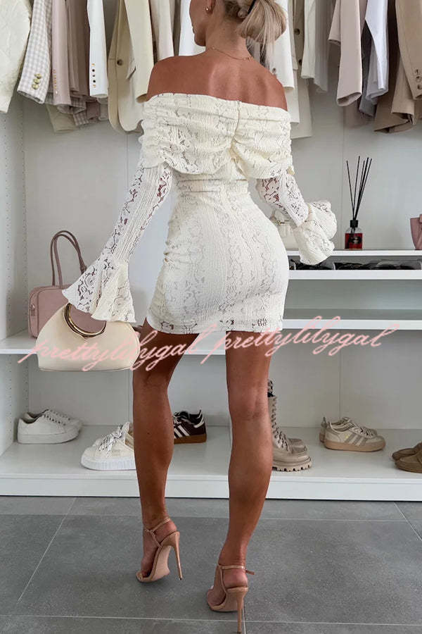 Elegant Solid Color Lace Off-Shoulder Mini Dress - Slim Fit Sexy Party Dress for Women, Perfect for Cocktail Parties, Date Nights & Summer Vacations