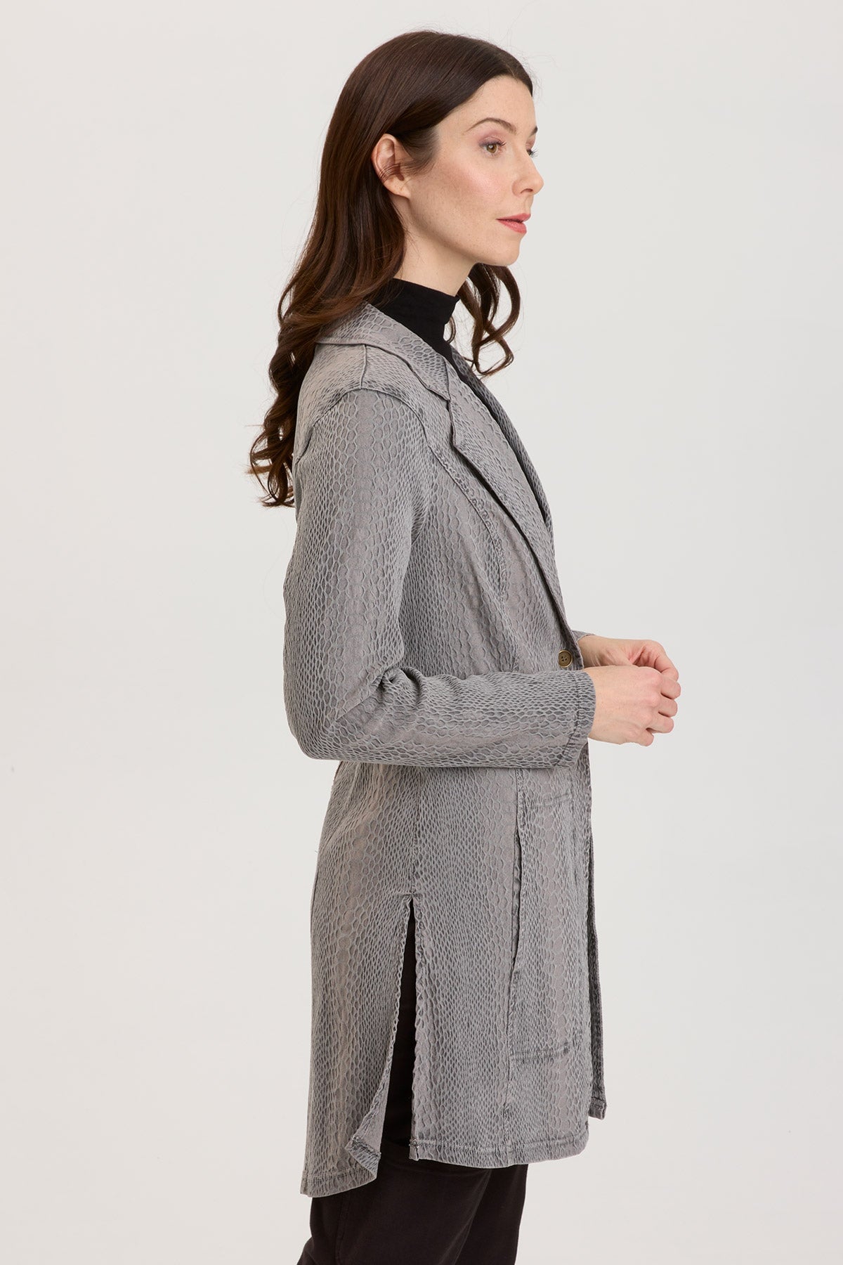 Stylish Rhodora Long Blazer for Women - Elegant Formal & Office Wear - Perfect for Business Meetings, Weddings & Professional Events