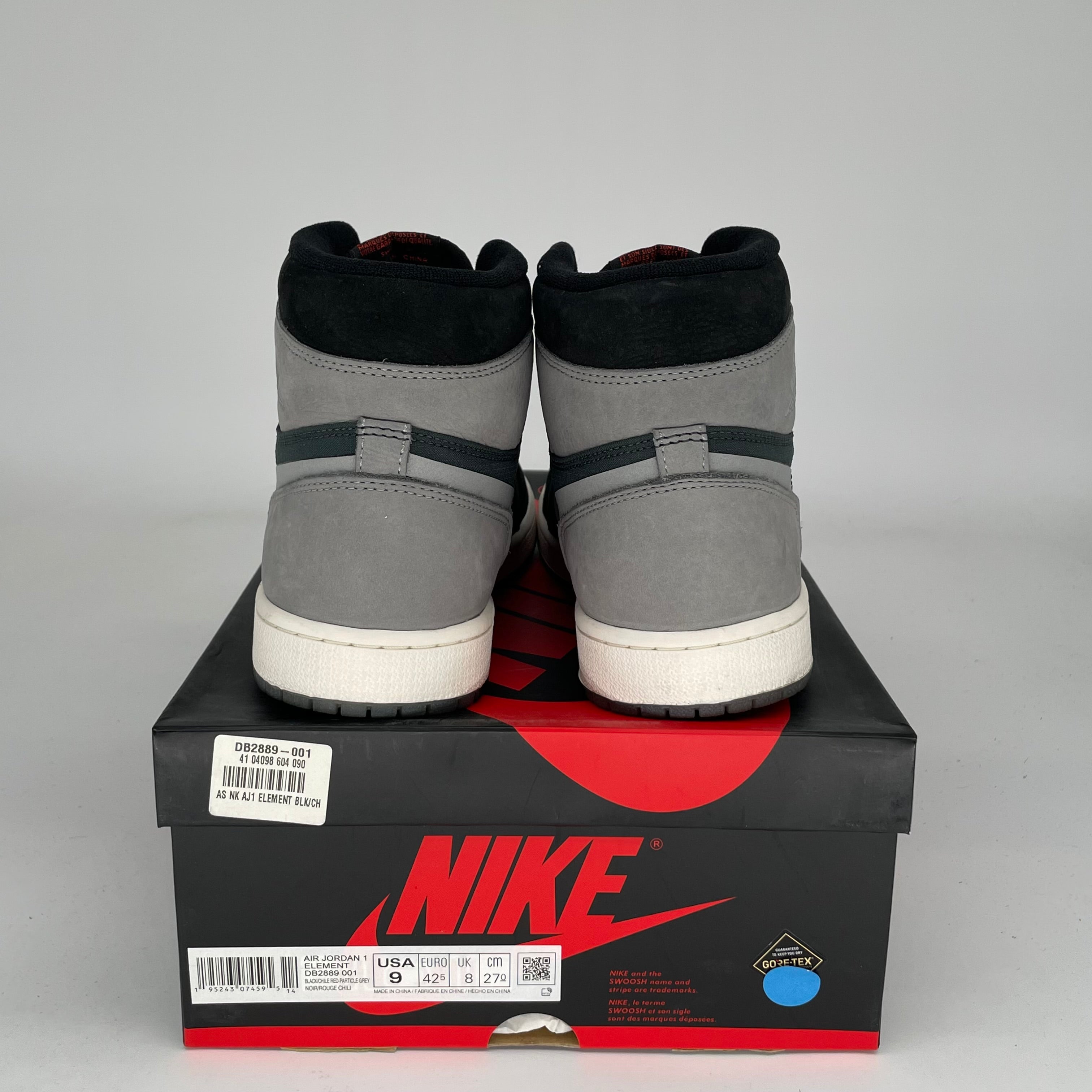 AIR JORDAN 1 GORE-TEX Black Particle Grey Men's Sneakers - Waterproof High-Top Basketball Shoes Size 9 (DB2889-001) for Winter Sports & Urban Streetwear Fashion