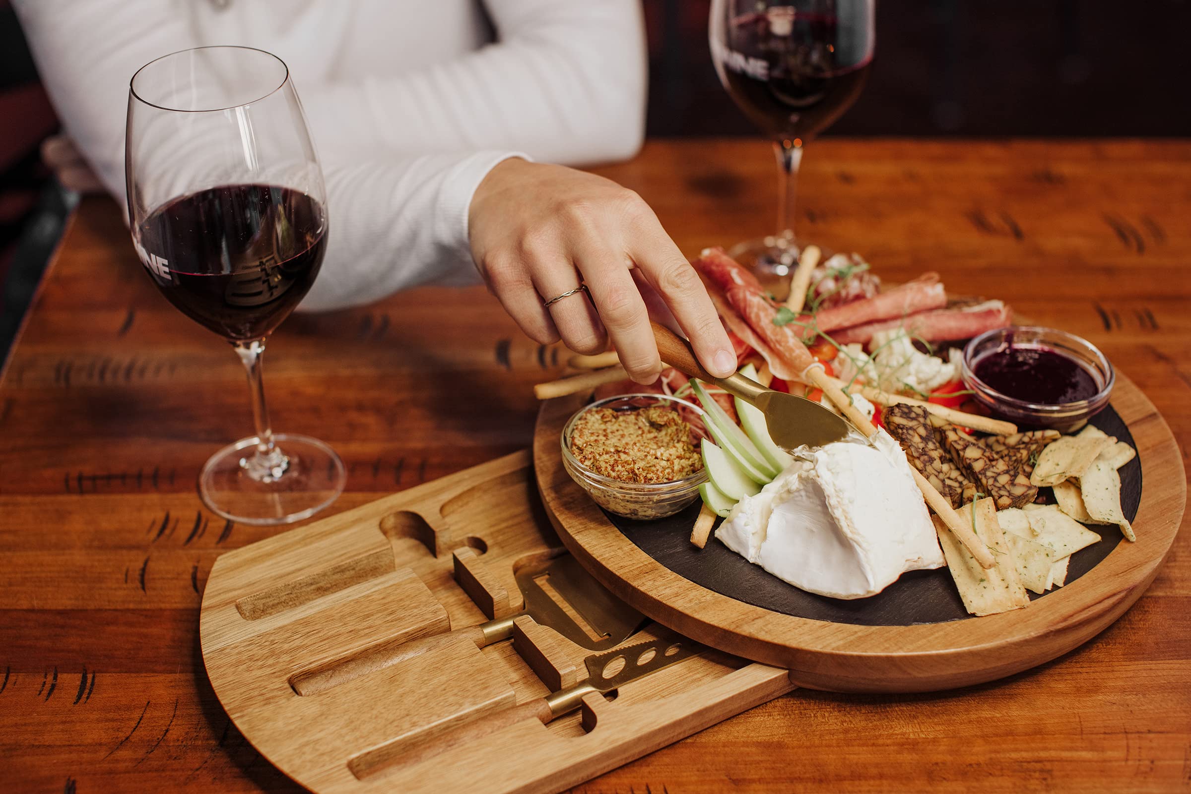 PICNIC TIME TOSCANA Premium Acacia Wood & Slate Cheese Board Set with Gold Accents - Complete Charcuterie Serving Platter with Cutting Tools - Perfect for Wine Parties, Holiday Entertaining & Gourmet Gift Giving