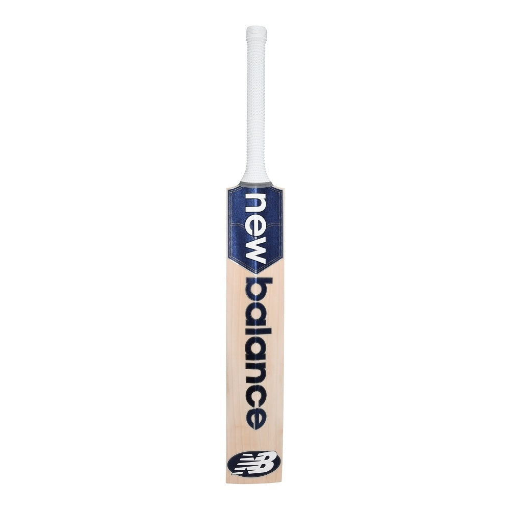 New Balance DC 1000 Max Adult Cricket Bat - Premium Performance Cricket Equipment for Men & Women - Perfect for Professional Matches & Training Sessions