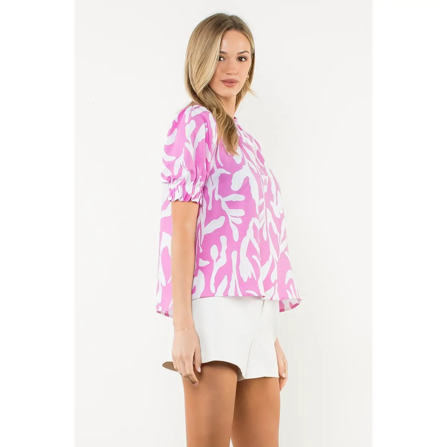 Stylish Hattie Abstract Print Women's Blouse - Perfect for Casual Outings, Office Wear & Date Nights