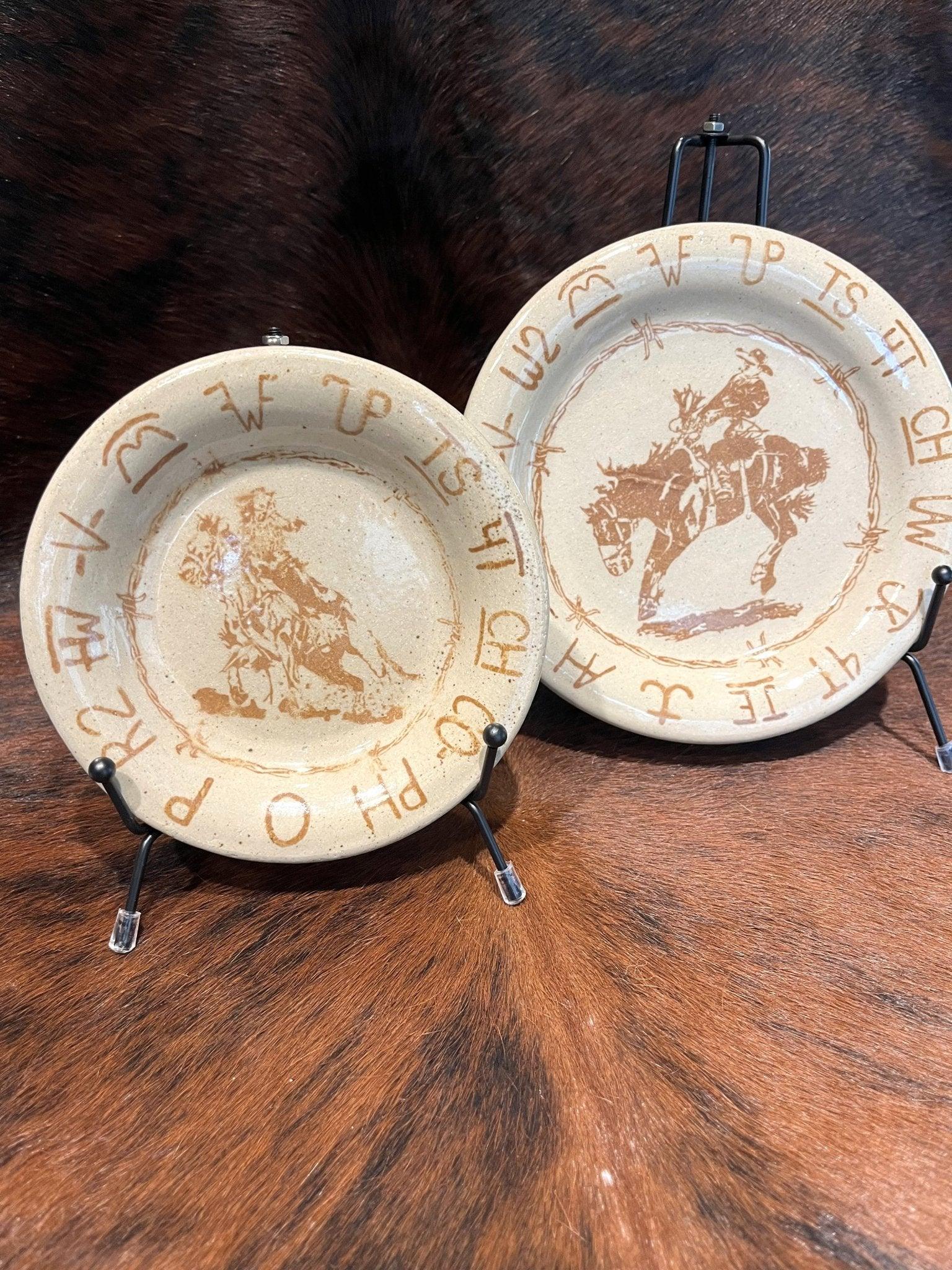 Blue Mountain Brands 10-Inch Saucer & Bread Plate Set - Elegant Porcelain Appetizer Plates for Desserts, Snacks, and Cheese - Perfect for Tea Parties, Brunch, and Entertaining Guests