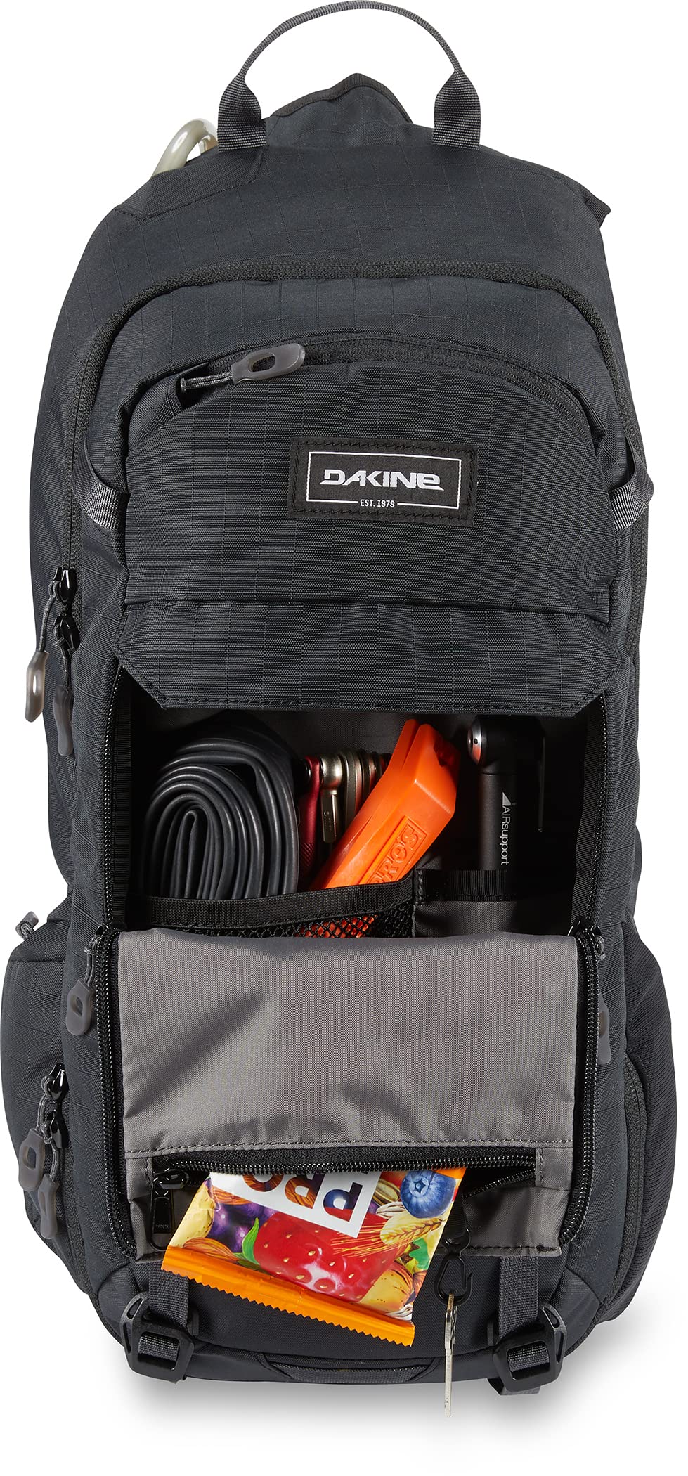 Dakine Syncline 16L Backpack - Lightweight Hiking Daypack for Men & Women, Black, One Size - Perfect for Outdoor Adventures, Travel & Daily Commute