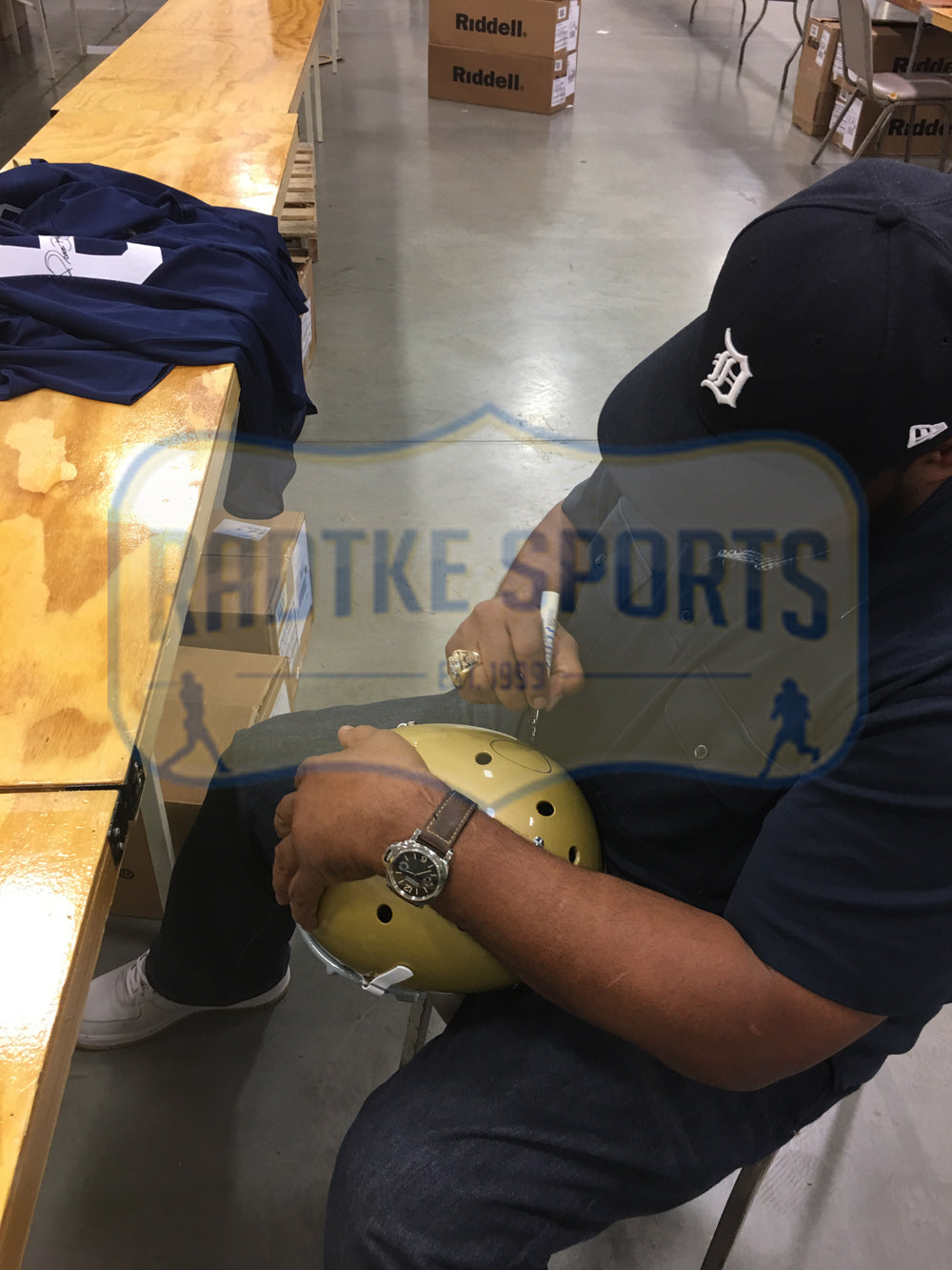 Jerome Bettis Autographed Notre Dame Fighting Irish Schutt Full Size NCAA Football Helmet - Collectible Memorabilia for Fans & Sports Enthusiasts - Perfect for Display in Man Cave, Sports Room or Office Decor