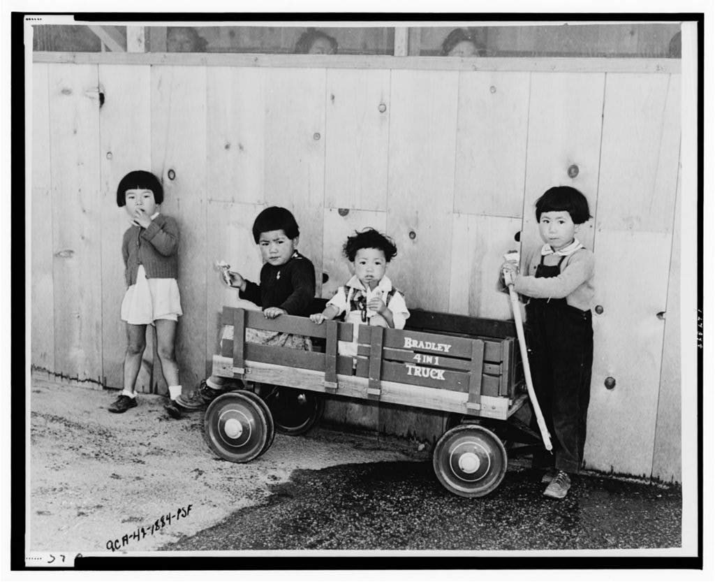 Santa Anita California Assembly Center Vintage Canvas Wall Art Print - 20x30 Inches - Home & Office Decor, Living Room, Bedroom, Study Wall Hanging