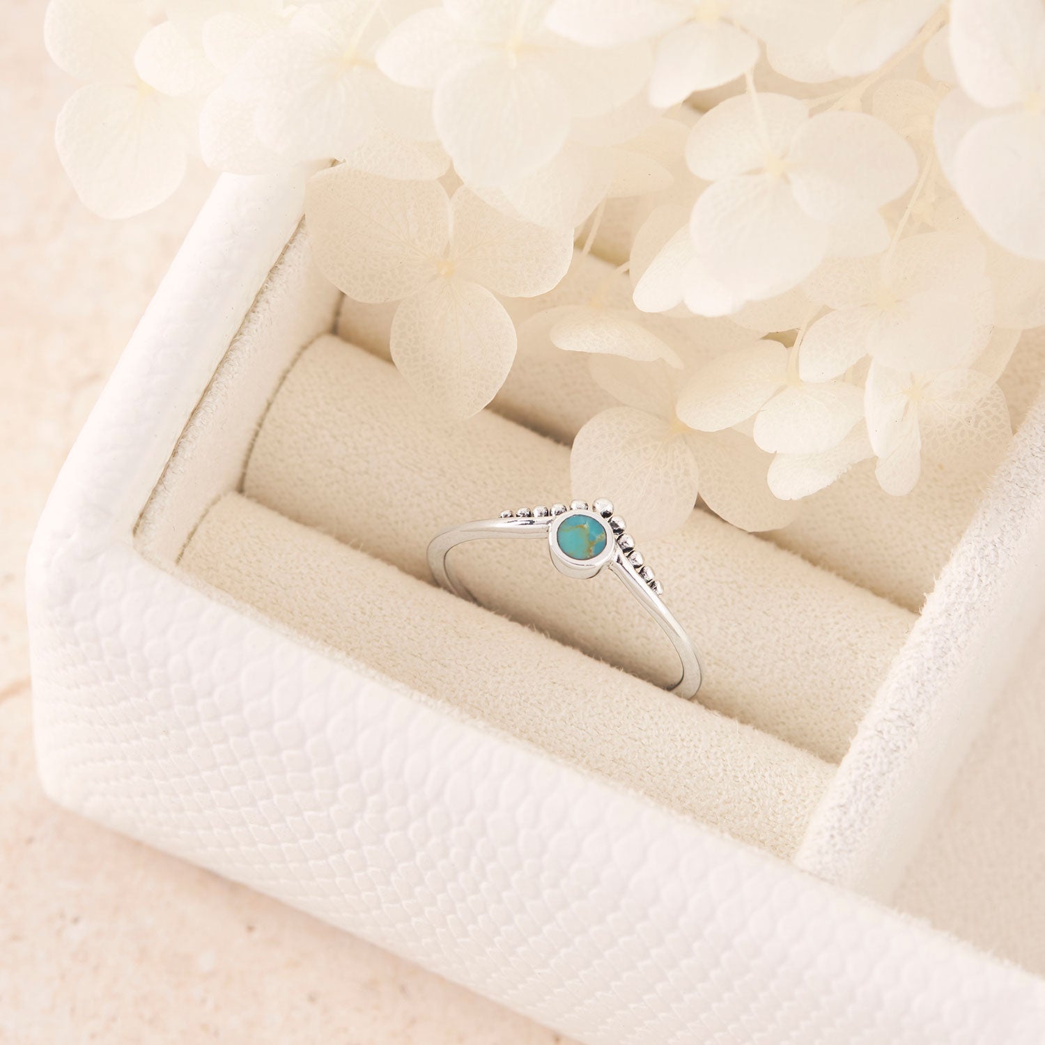 Turquoise Crown Ring for Women - Elegant Bohemian Jewelry for Parties, Weddings & Special Occasions