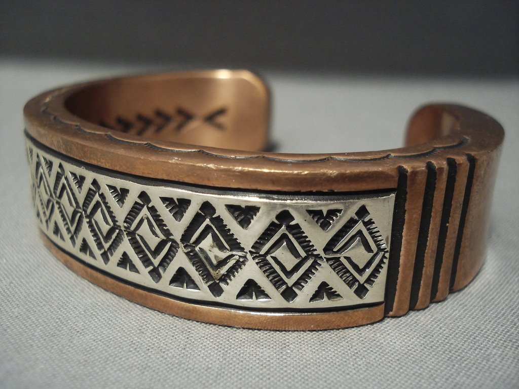 Vintage Sterling Silver Navajo Bracelet - 176g Heavy Native American Jewelry with Copper Accents - Perfect for Boho Fashion & Cultural Events