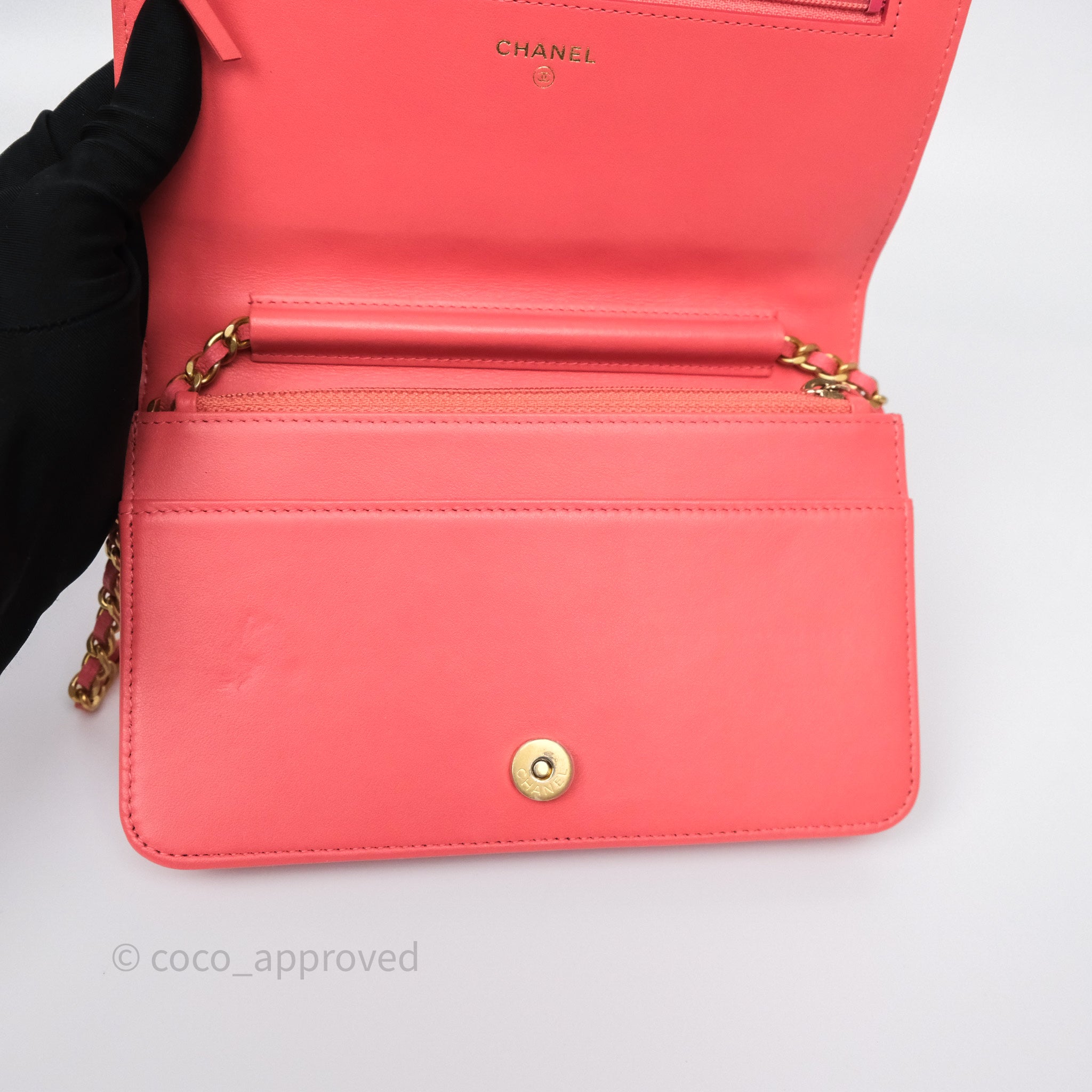 Chanel Boy Wallet on Chain WOC Quilted Dark Pink Caviar Leather with Aged Gold Hardware - Perfect for Evening Events & Luxury Fashion Accessories