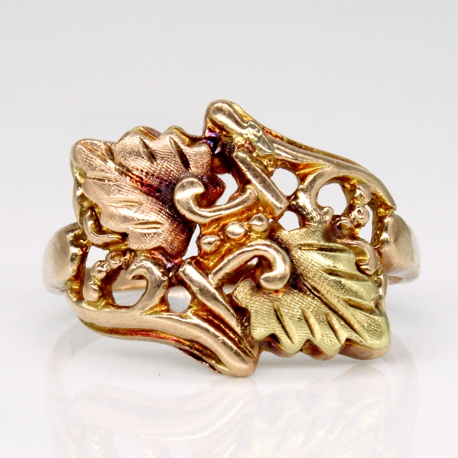 10K Two Tone Gold Leaf Ring for Women - Size 7 - Elegant Nature-Inspired Jewelry for Everyday Wear, Gifts & Special Occasions
