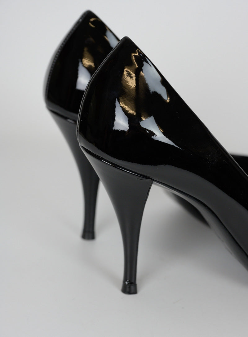Saint Laurent Black Vernis Décolléte Heels Size 38.5 - Elegant High Heels for Women, Perfect for Evening Parties & Formal Events