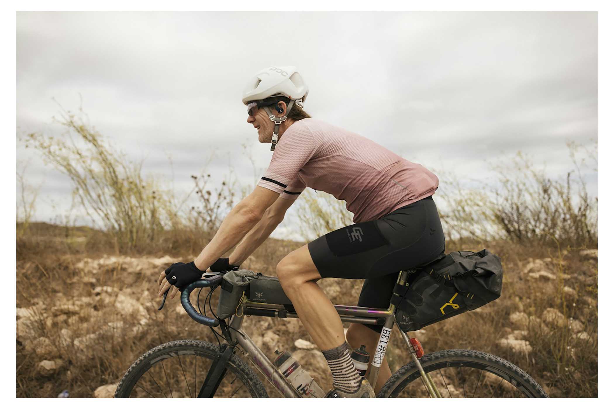 Apidura Expedition Saddle Pack - Waterproof Bike Bags for Cycling & Bikepacking - Perfect for Mountain Biking, Road Trips & Outdoor Adventures