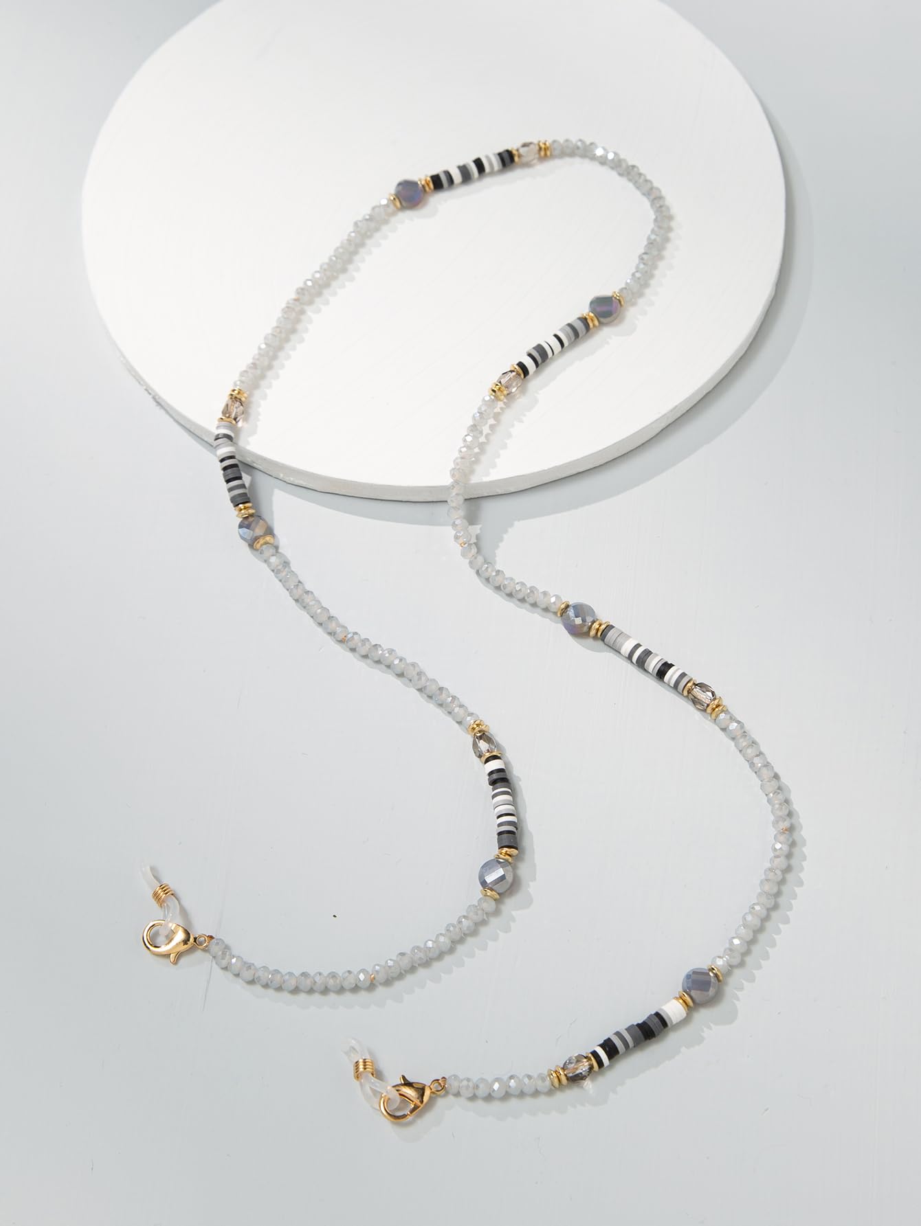 Elegant Crystal Beaded Glasses Chain for Women - Stylish Eyeglass Holder Necklace with Adjustable Strap - Perfect for Reading, Driving & Fashion Accessories