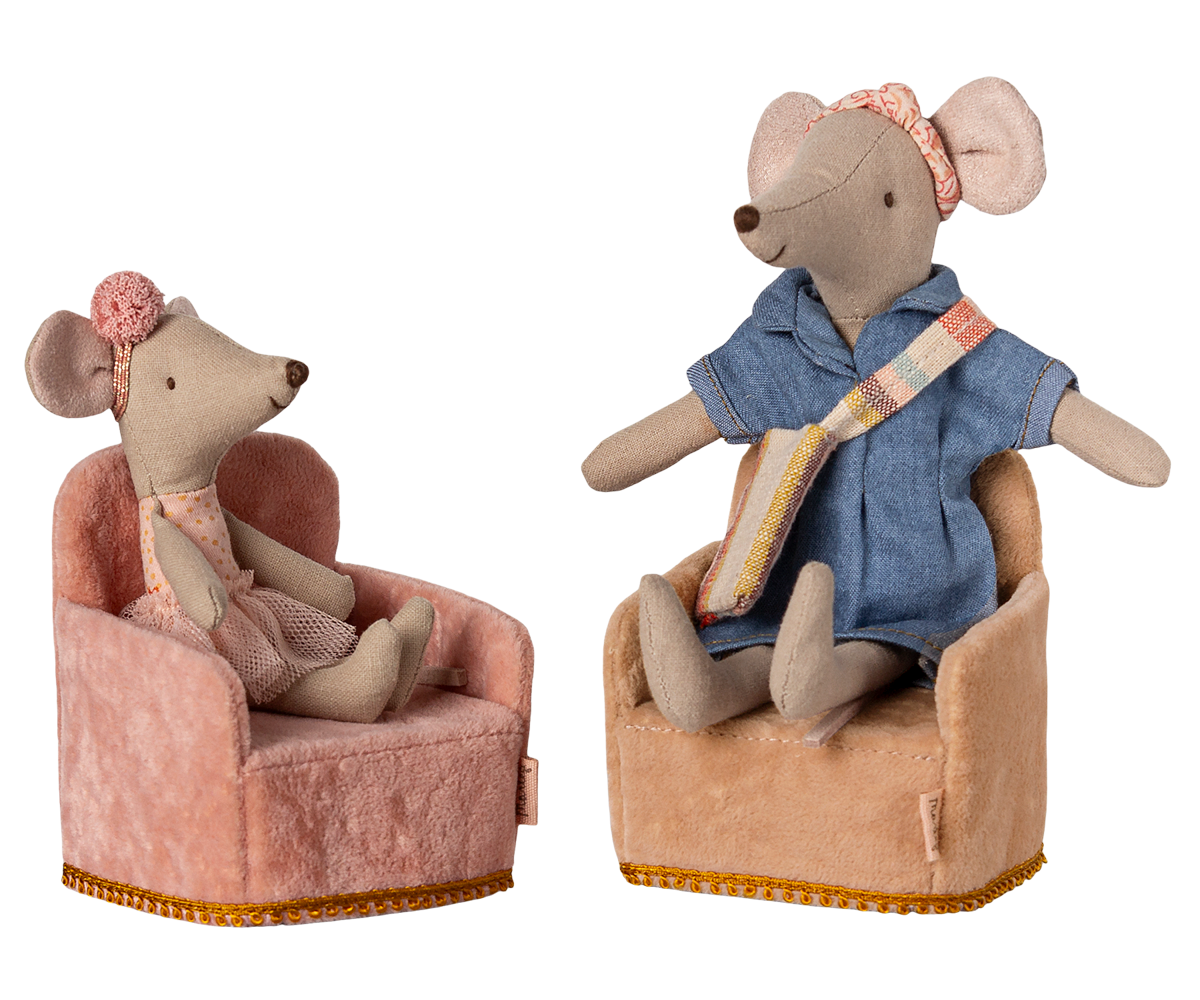 Foldable Mouse Chair in Rose Pink - Portable & Comfortable Pet Seat for Small Animals - Perfect for Home, Office, and Travel Use