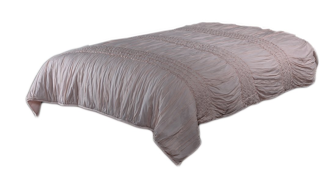 Rizzy Home BT3141 Pink Solid Textured Polyester Quilt - 90