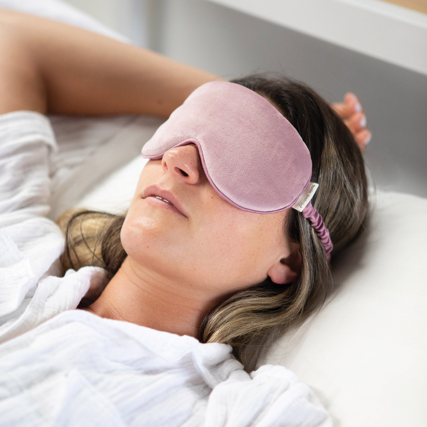 Luxe Velvet Sleep Eye Mask for Women & Men - Soft & Comfortable Blindfold for Travel, Meditation & Relaxation - Black Musk Scented Eye Cover for Better Sleep & Stress Relief