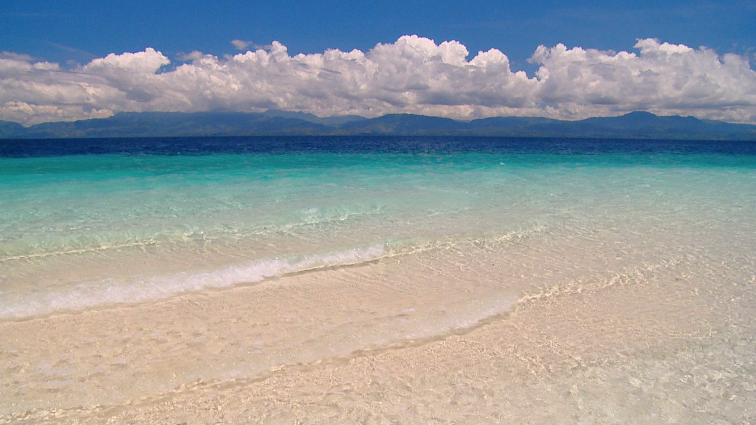 Relaxation DVD - HD Paradise Beaches with Soothing Nature Sounds | Perfect for Yoga, Meditation & Stress Relief at Home