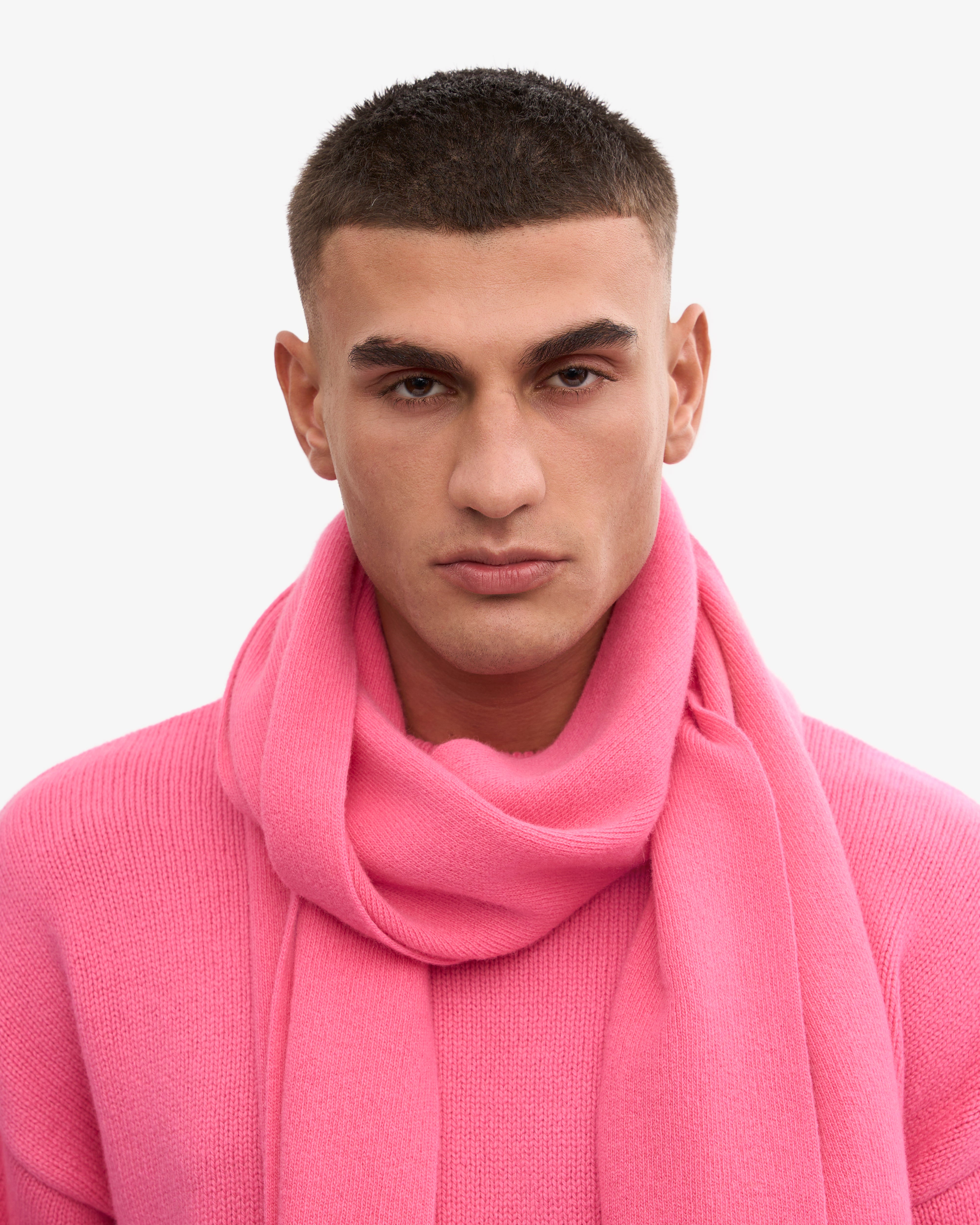Soft & Warm Merino Wool Scarf - Bubblegum Pink Winter Accessory for Women & Men | Perfect for Cold Weather, Outdoor Activities & Fashion Styling