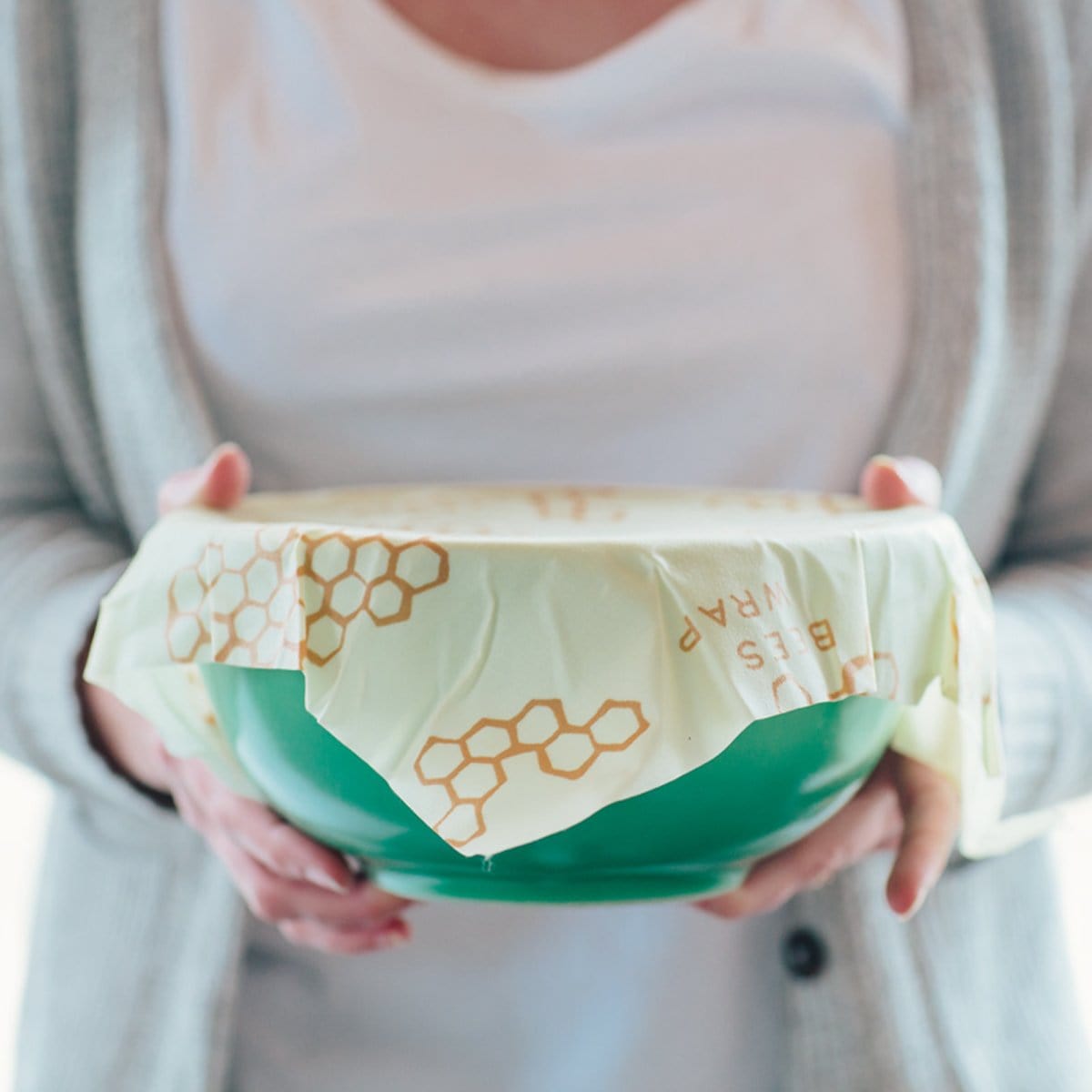 Eco-Friendly Bee's Wrap Reusable Food Storage - Sustainable Beeswax Wraps for Fresh Food Preservation | Perfect for Sandwiches, Fruits, and Leftovers