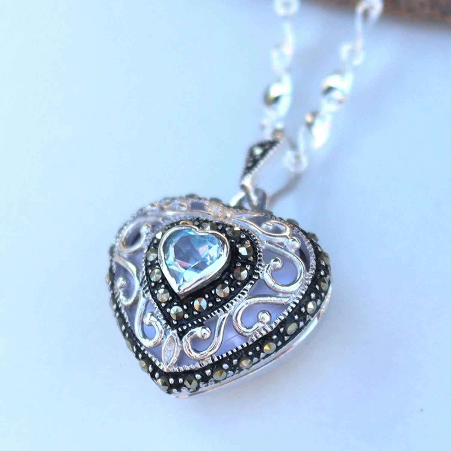 Vintage Blue Topaz Heart Locket in 14K White Gold - Elegant Jewelry Gift for Women, Perfect for Valentine's Day, Anniversary & Special Occasions