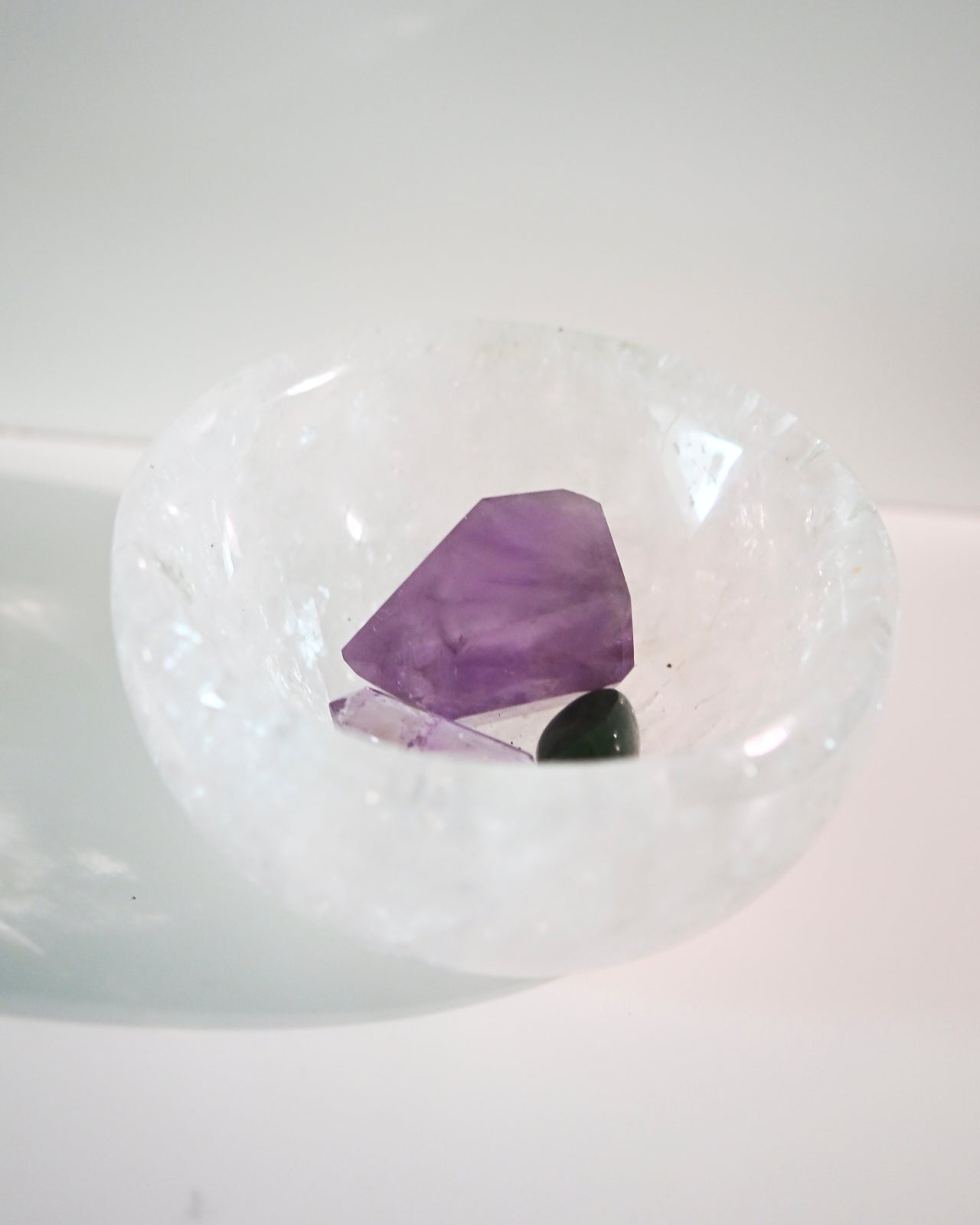 4.5 Inch Clear Quartz Crystal Bowl - Healing Meditation & Chakra Balancing - Perfect for Yoga, Reiki, and Spiritual Practices