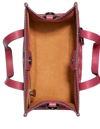 Coach Field Tote 22 Crossbody Bag with Signature Horse & Carriage Print - Stylish Leather Shoulder Purse for Women, Perfect for Work, Travel & Everyday Use