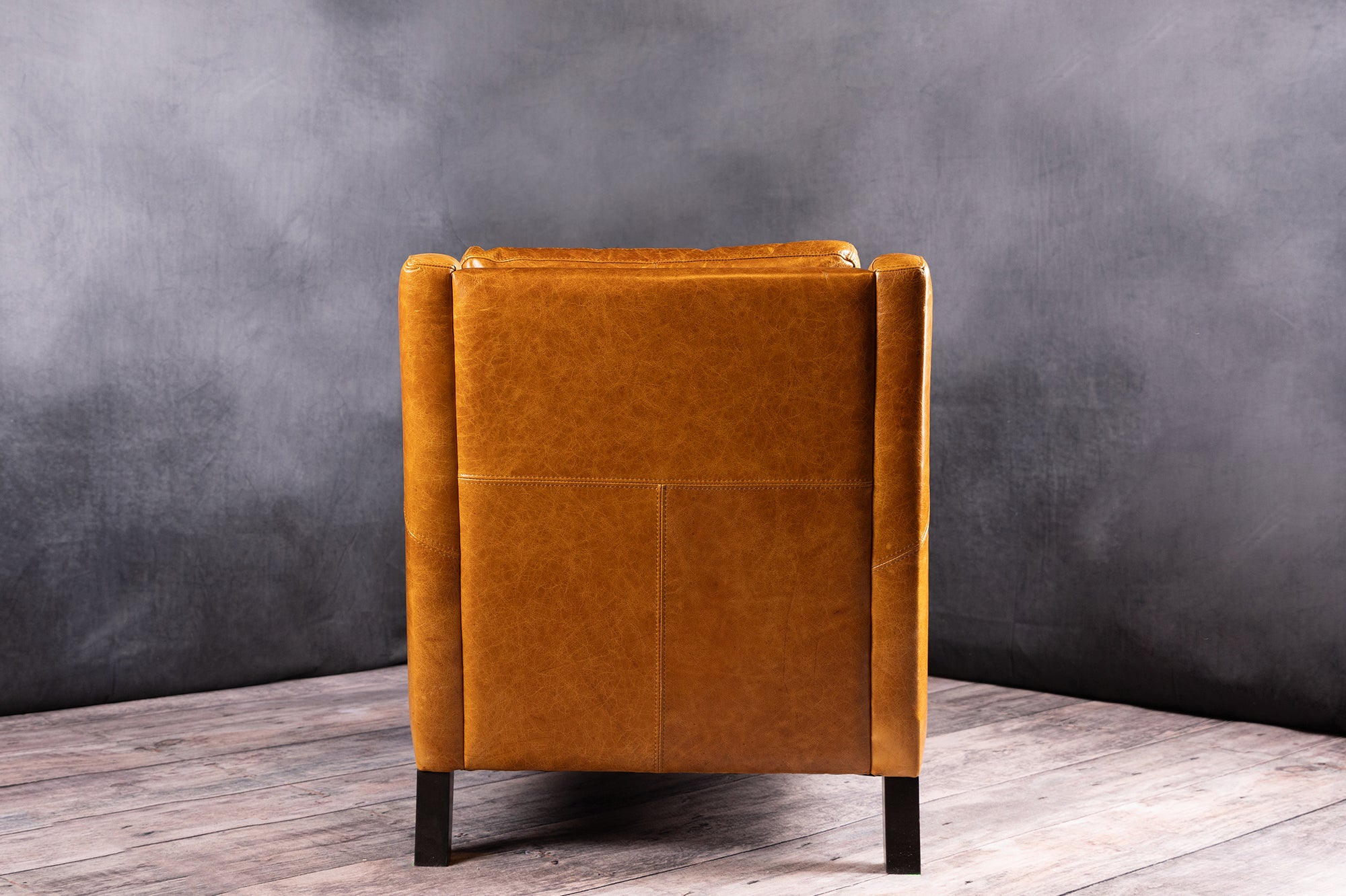 Stylish Modern Parlor Chair - Upholstered Accent Chair for Living Room, Lounge, or Reading Nook - Comfortable & Elegant Home Decor Furniture
