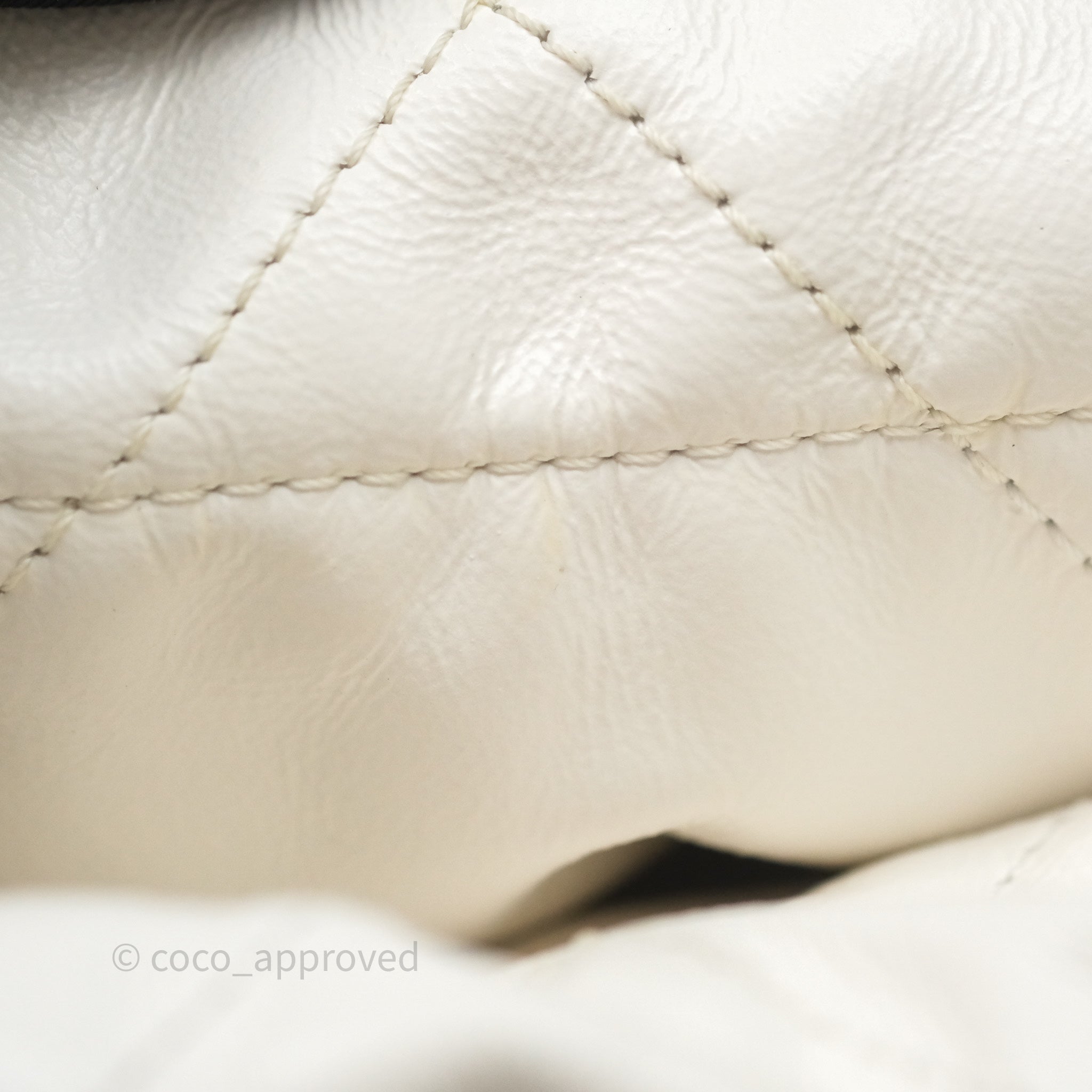 Chanel 22 Small Handbag in White Aged Calfskin with Black Logo & Aged Gold Hardware - Perfect for Everyday Luxury & Evening Events