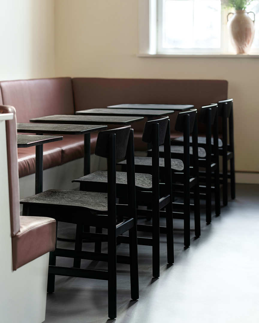 Eco-Friendly Conscious Chair 3162 by Mater - Sustainable Modern Office & Home Seating for Ergonomic Comfort & Stylish Design