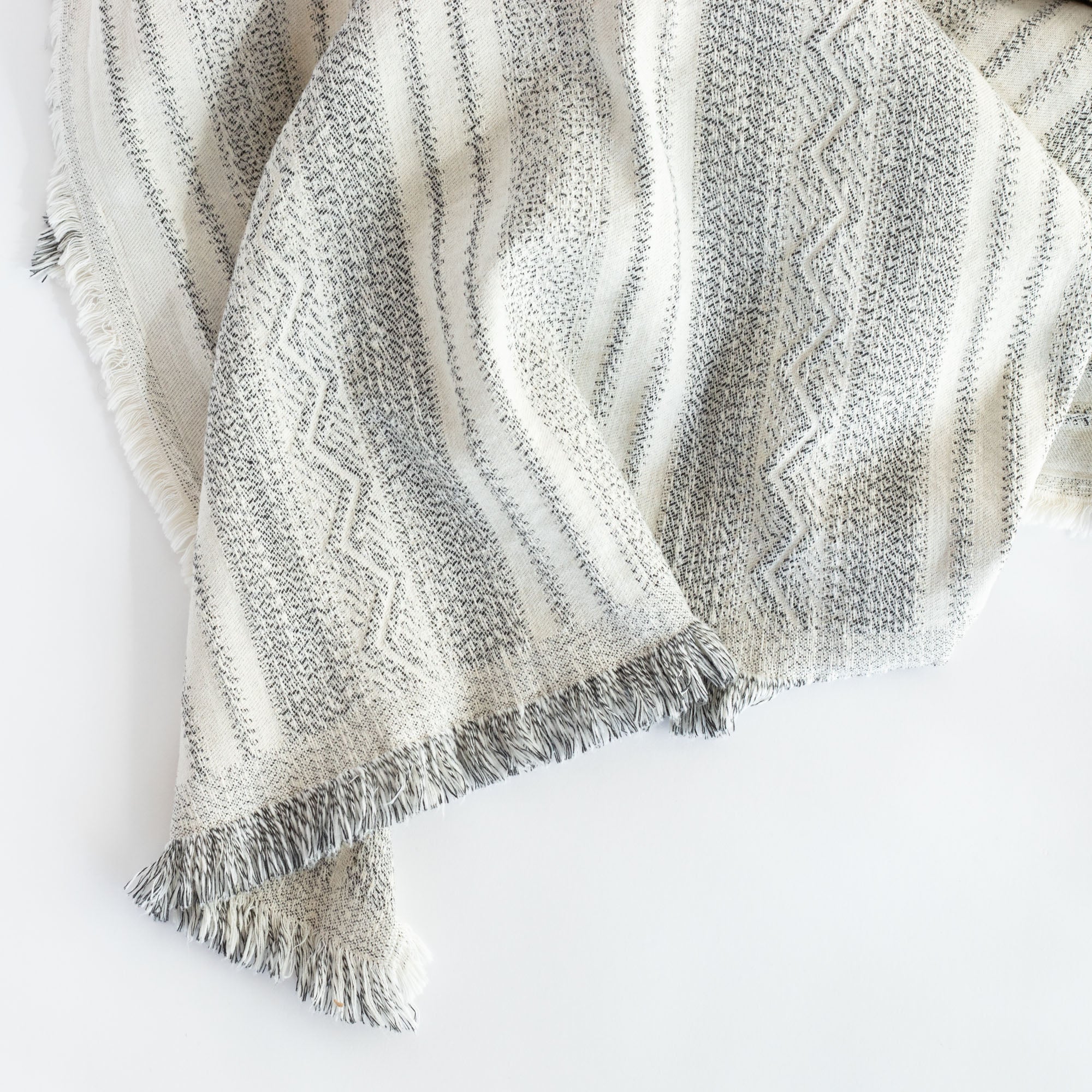 Willow Throw Blanket - Soft & Cozy Salt & Pepper Pattern - Perfect for Sofa, Bed & Outdoor Use