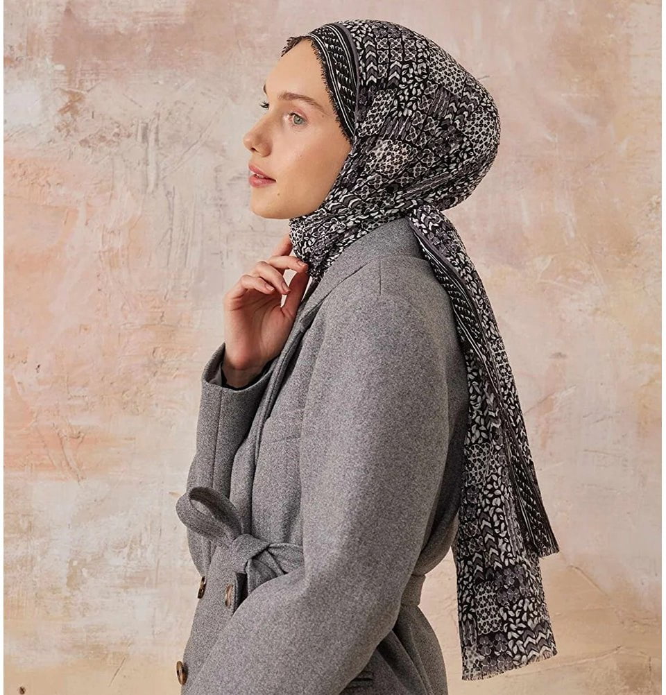 Abstract Crinkle Cotton Hijab Shawl - Black | Modest Fashion Scarf for Women | Perfect for Daily Wear, Prayer, and Special Occasions