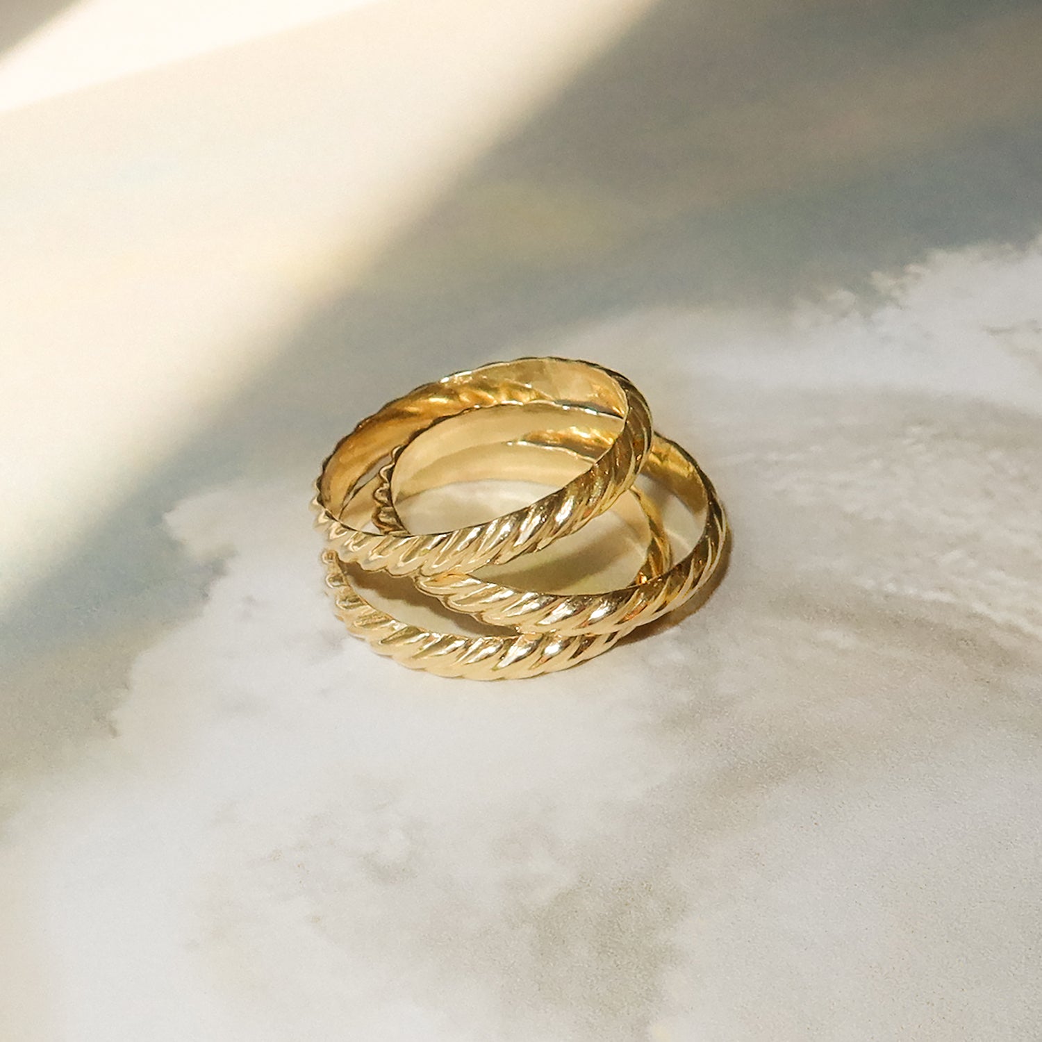 Wave Ring Gold Filled - Elegant Stackable Dainty Jewelry for Women - Perfect for Everyday Wear, Gift Giving & Special Occasions