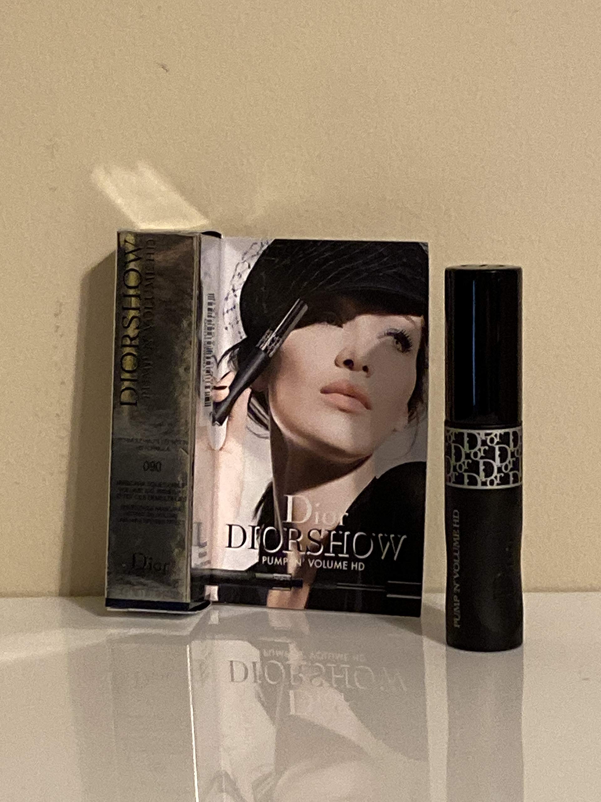 Dior Diorshow Pump 'N' Volume HD Mascara - Travel Size 0.14 oz for Lengthening & Volumizing Lashes | Perfect for On-the-Go Makeup & Travel Essentials