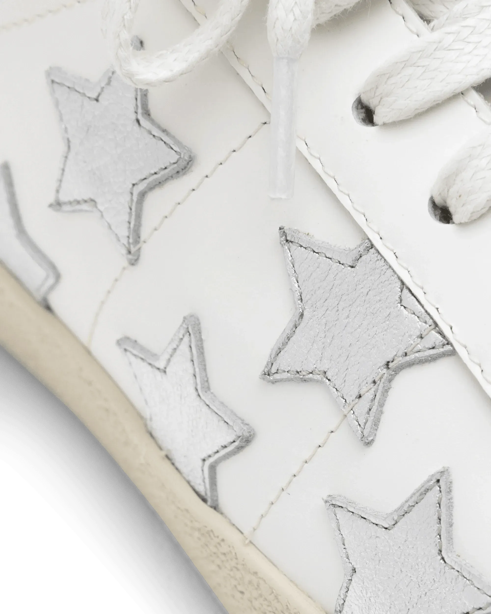 Metallic Stars Court Sneakers for Women - Fashionable Retro Tennis Shoes with Comfortable Cushioning - Perfect for Casual Wear, Gym, and Street Style