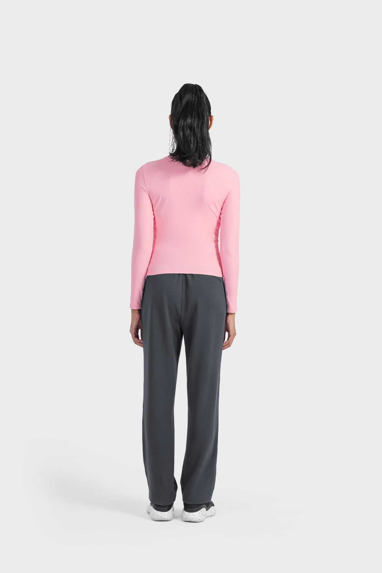 Altiland Women's Ribbed Long Sleeve Workout Tops - Fitted Athletic Running Shirts & Cropped Yoga Exercise Tees for Gym, Jogging, and Fitness Training