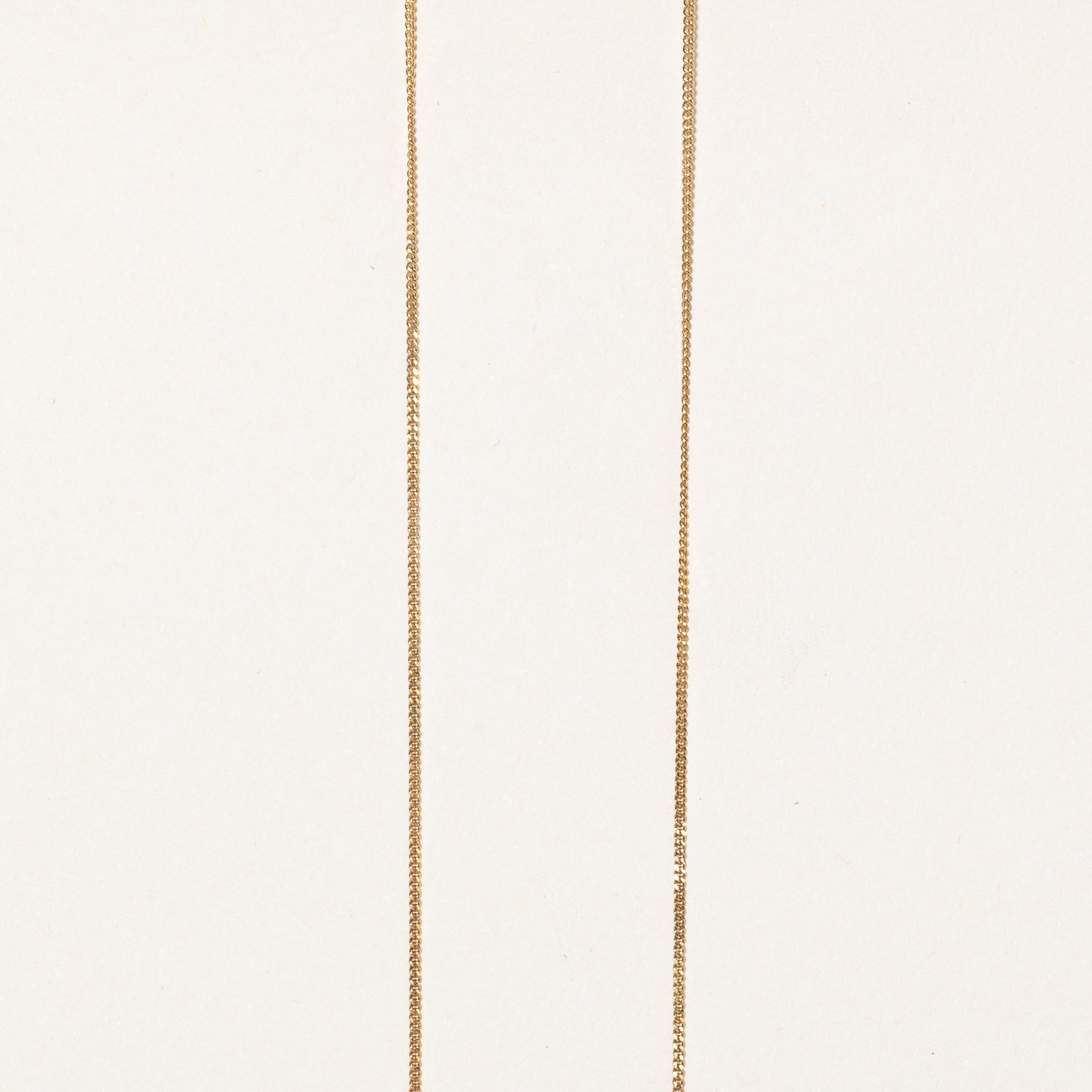 10K Yellow Gold Curb Link Chain Necklace - 0.90mm Thin Dainty Chain - 16 Inch Adjustable Length - Perfect for Layering, Gift Giving & Everyday Wear