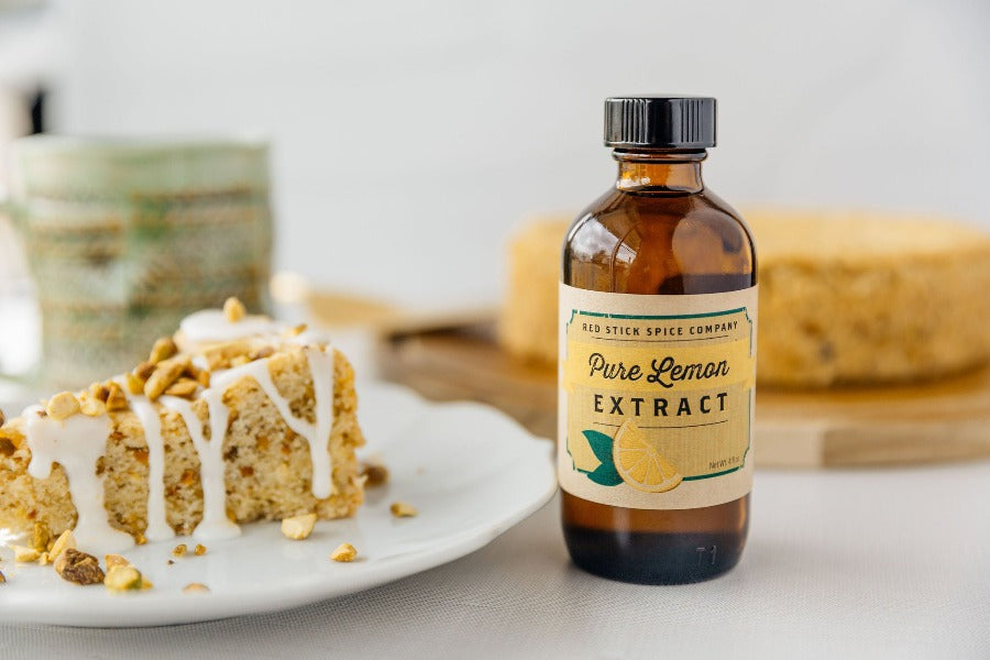 Pure Lemon Extract for Baking & Cooking - 100% Natural Lemon Oil for Flavoring, Aromatherapy & DIY Skincare - Perfect for Cakes, Desserts, Tea & Homemade Beauty Products
