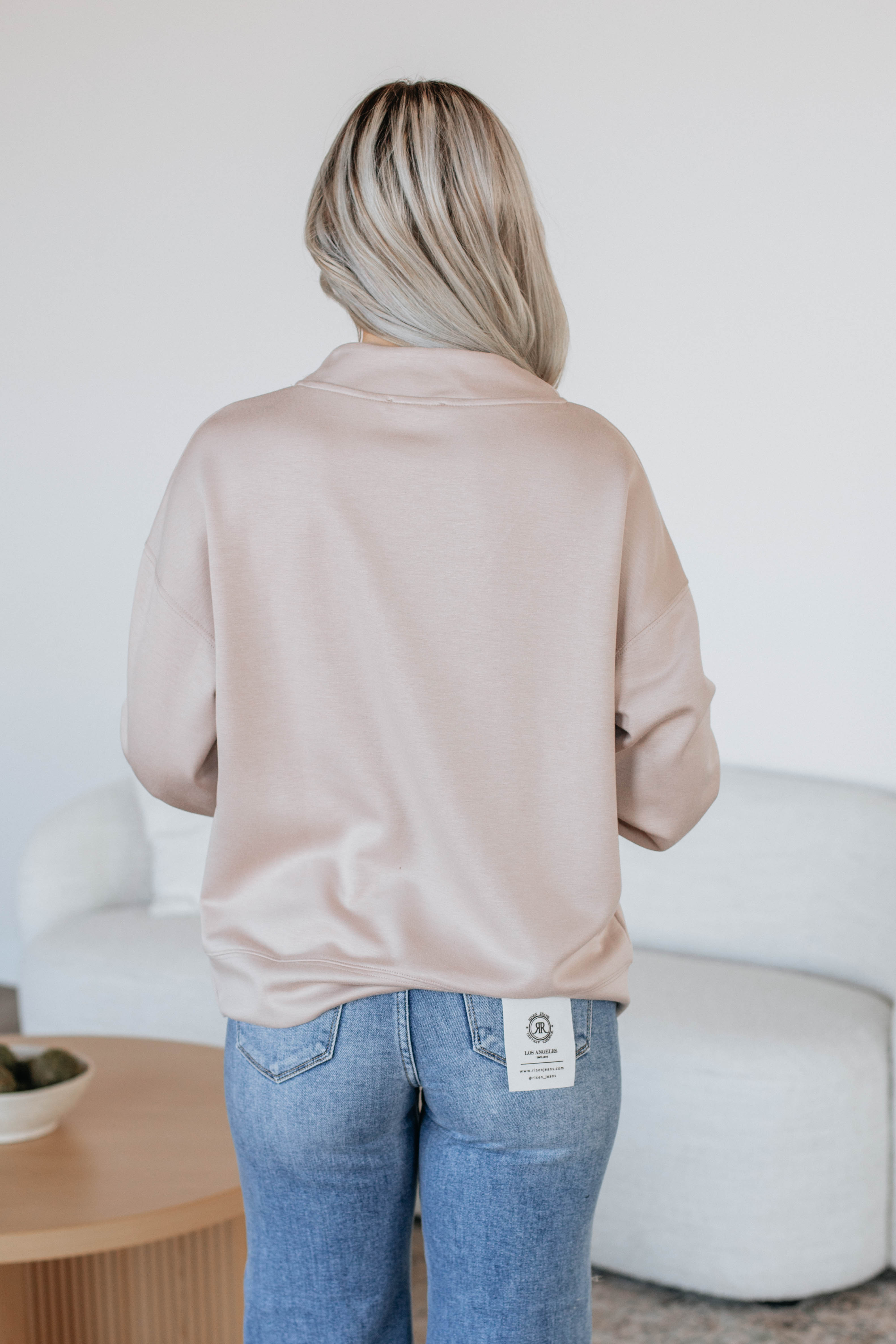 Chill Weekends Top - Stylish & Comfortable Women's Casual T-Shirt for Relaxing Weekends, Lounging & Outings