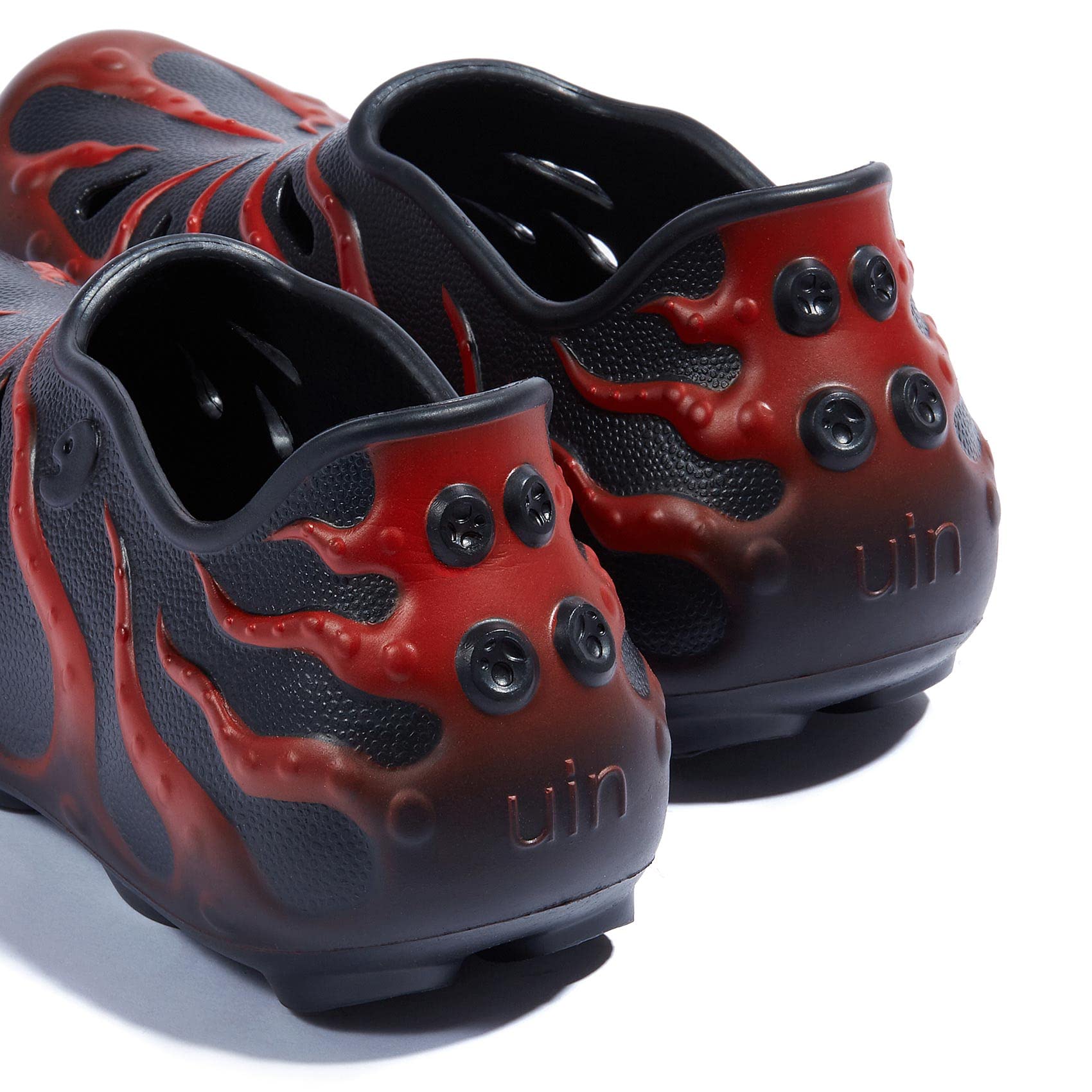 UIN Men's Slip-On Clog Shoes - Comfortable Beach & Garden Sandals for Outdoor Activities - Perfect for Walking, Swimming, and Relaxing by the Water