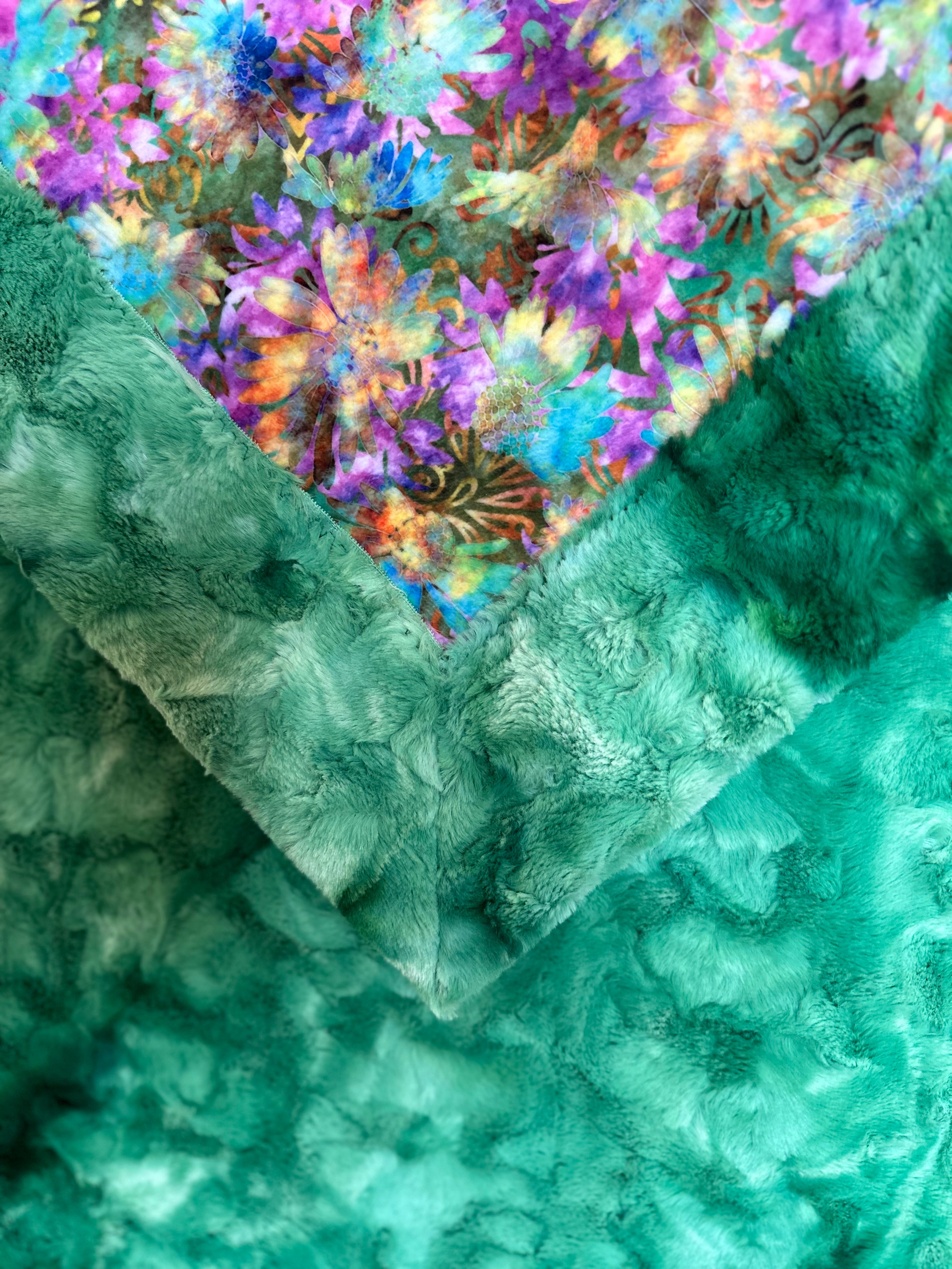 Kelly Green Galaxy Floral Print Adult Blanket 55x74 - Soft & Cozy Throw for Bed, Couch, or Outdoor Picnics