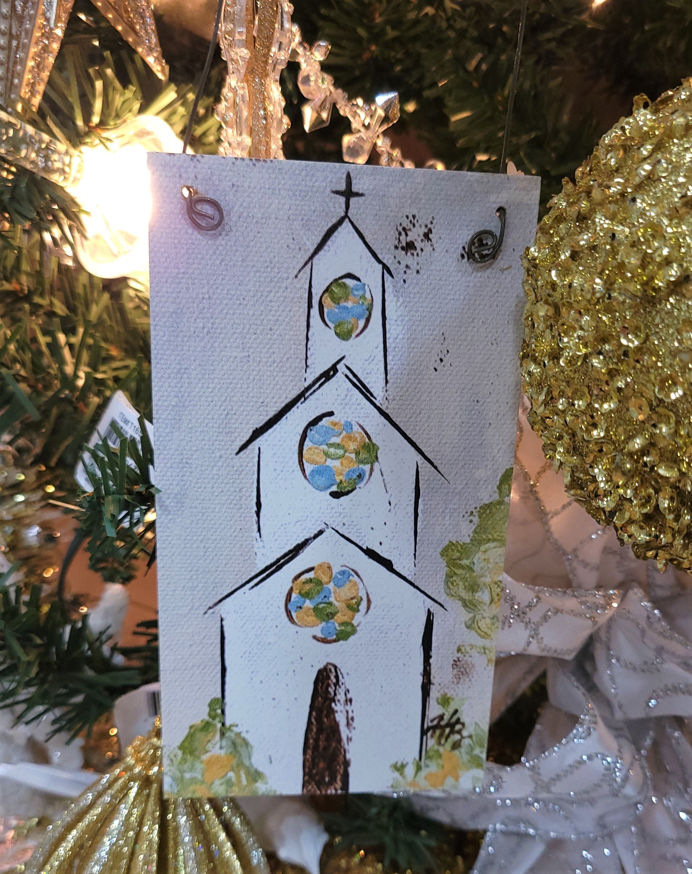 6 Pack Hand-Painted Wooden Church Ornaments - Christmas Tree Decorations, Holiday Home Decor for Xmas, Nativity Scene, Gift Giving