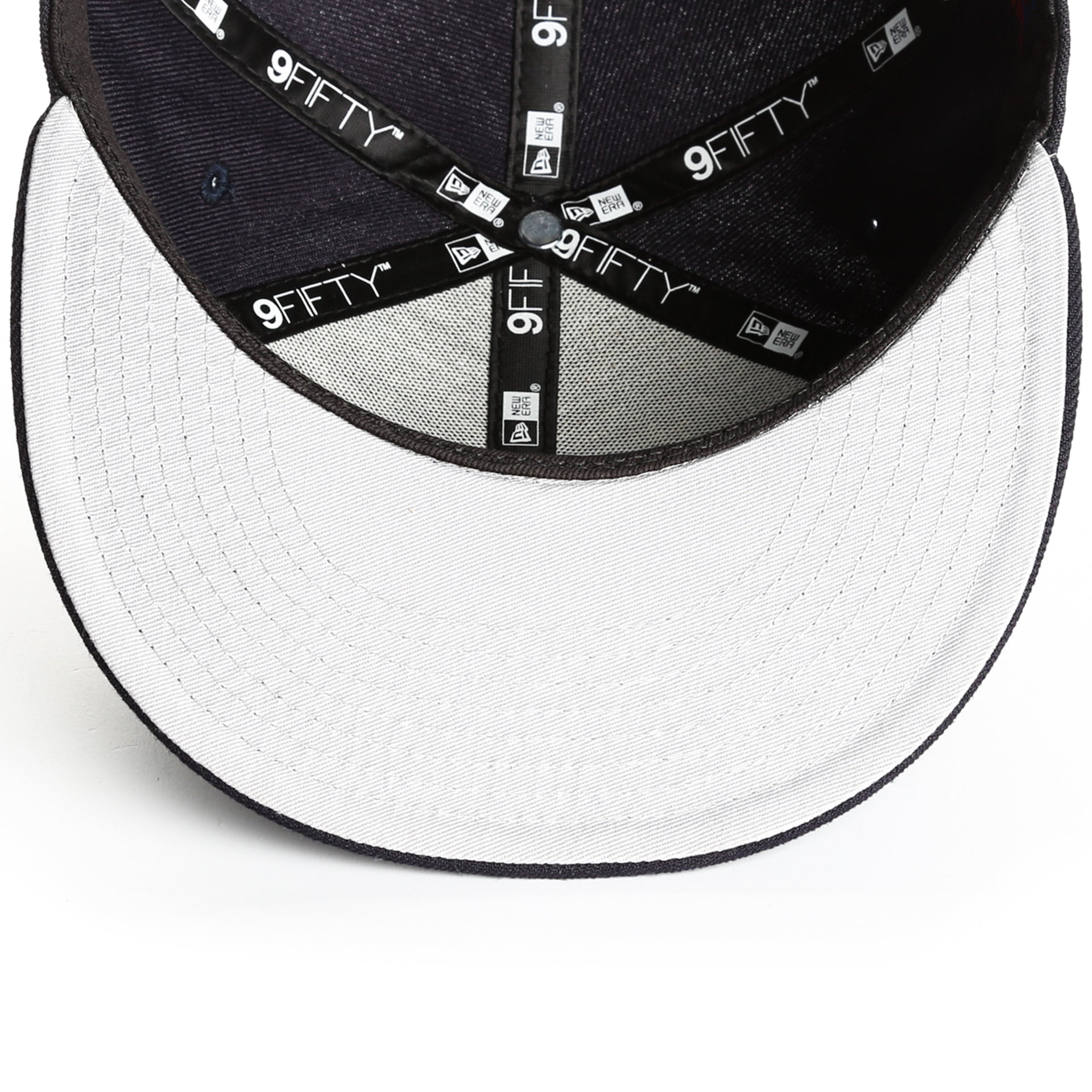 New Era 9Fifty Baycik Snapback Minnesota Twins Black Baseball Cap - Stylish Adjustable Hat for Sports Fans, Streetwear & Casual Outfits