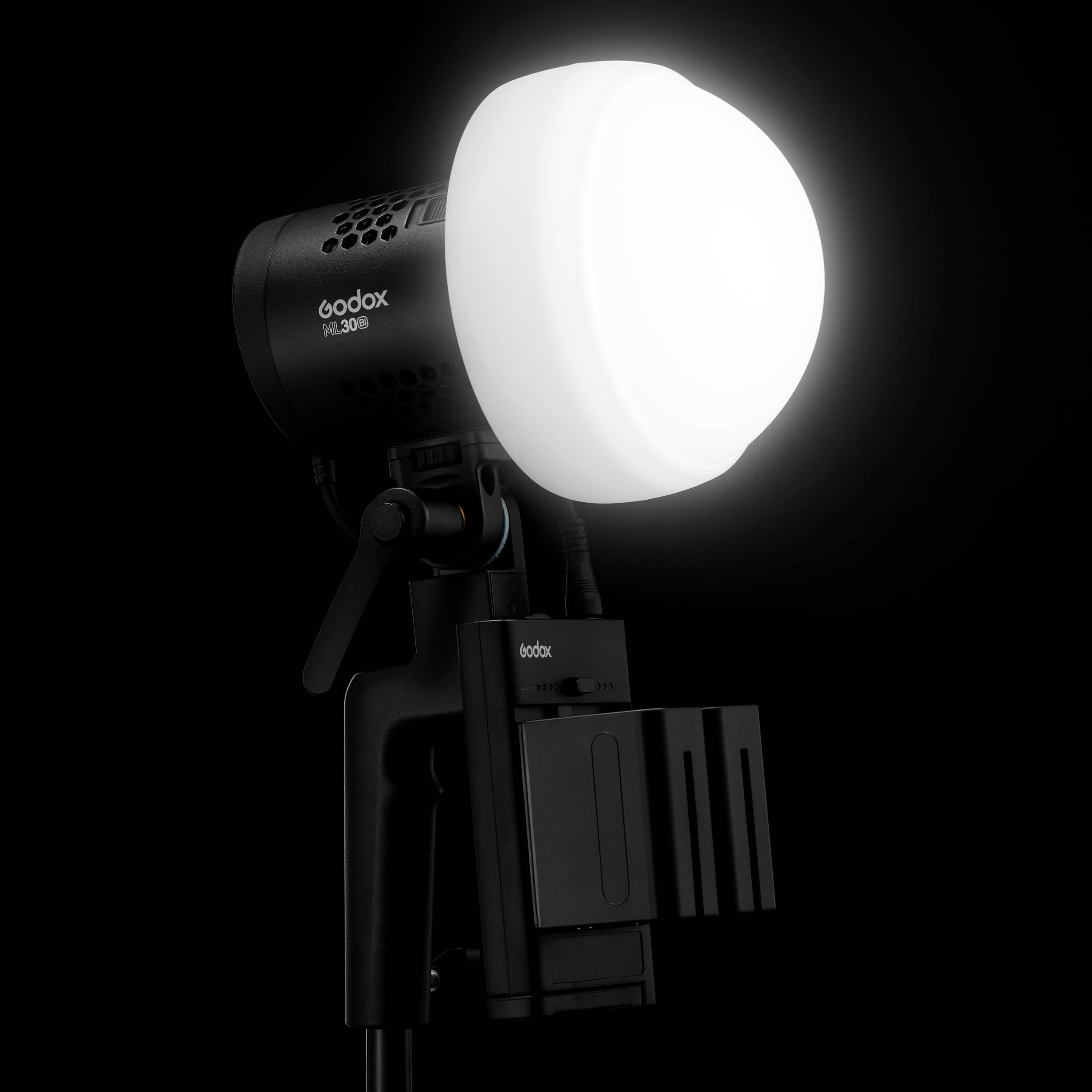 ML CD15 Silicone Rubber Omni-Directional Diffusion Sphere - Professional Lighting Accessory for Photography, Videography & Studio Lighting (Weatherproof & Durable) - Perfect for Soft Light Diffusion in Portraits, Product Shots & Film Sets