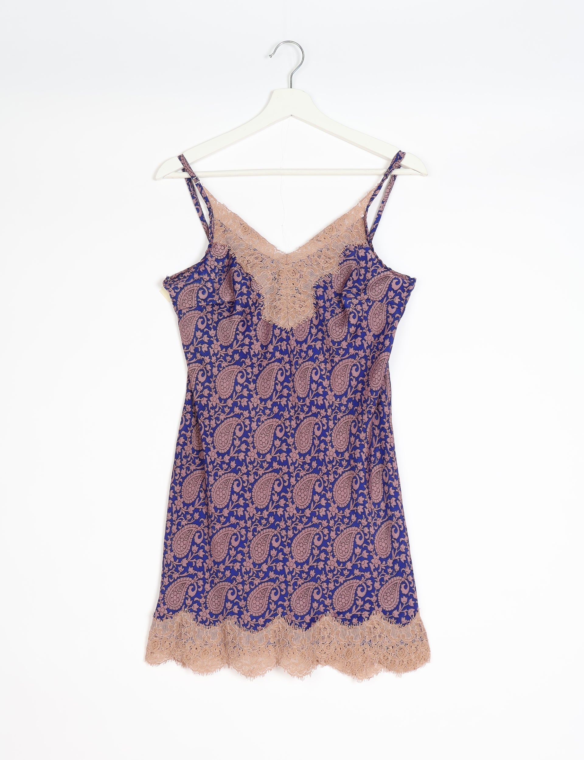 Women's Comfortable Night Dress XS Size 13 - Soft Sleepwear for Relaxing at Home or Traveling