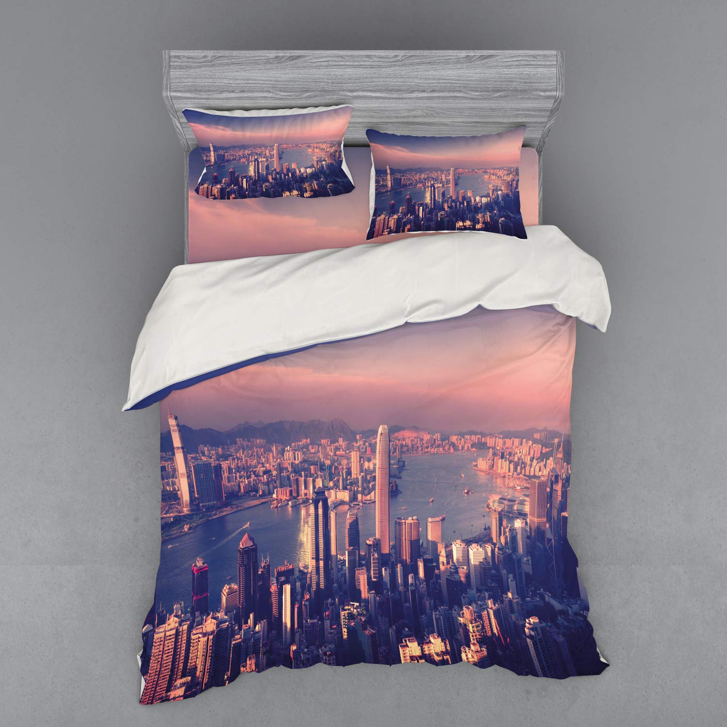 Ambesonne Hong Kong City Skyline 4-Piece Queen Bedding Set - Duvet Cover, Shams & Fitted Sheet in Pale Pink & Night Blue | Urban Decor for Modern Bedrooms, Asian-Themed Home Design