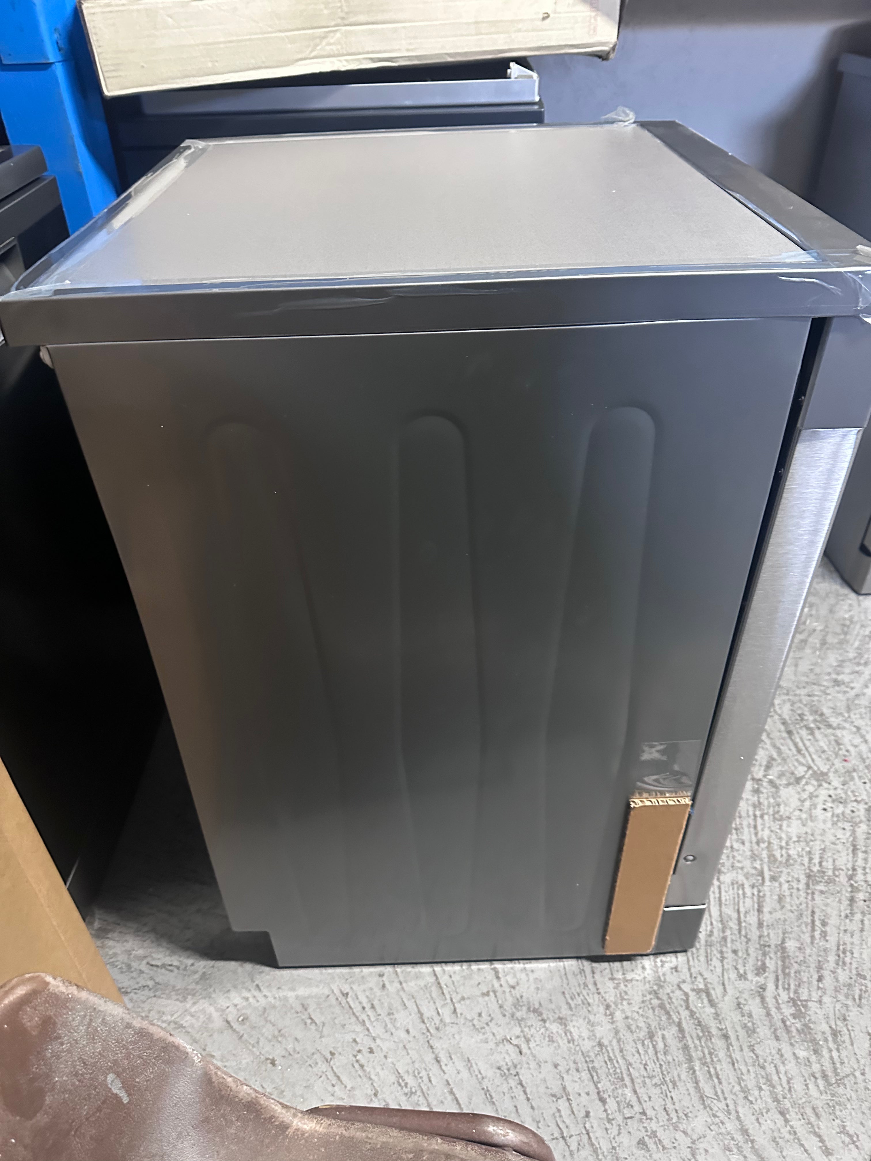 Beko BDF1410X Freestanding Dishwasher - Factory Second | Energy Efficient, Quiet Operation for Small to Medium Kitchens | Perfect for Apartments, Condos, and Compact Homes