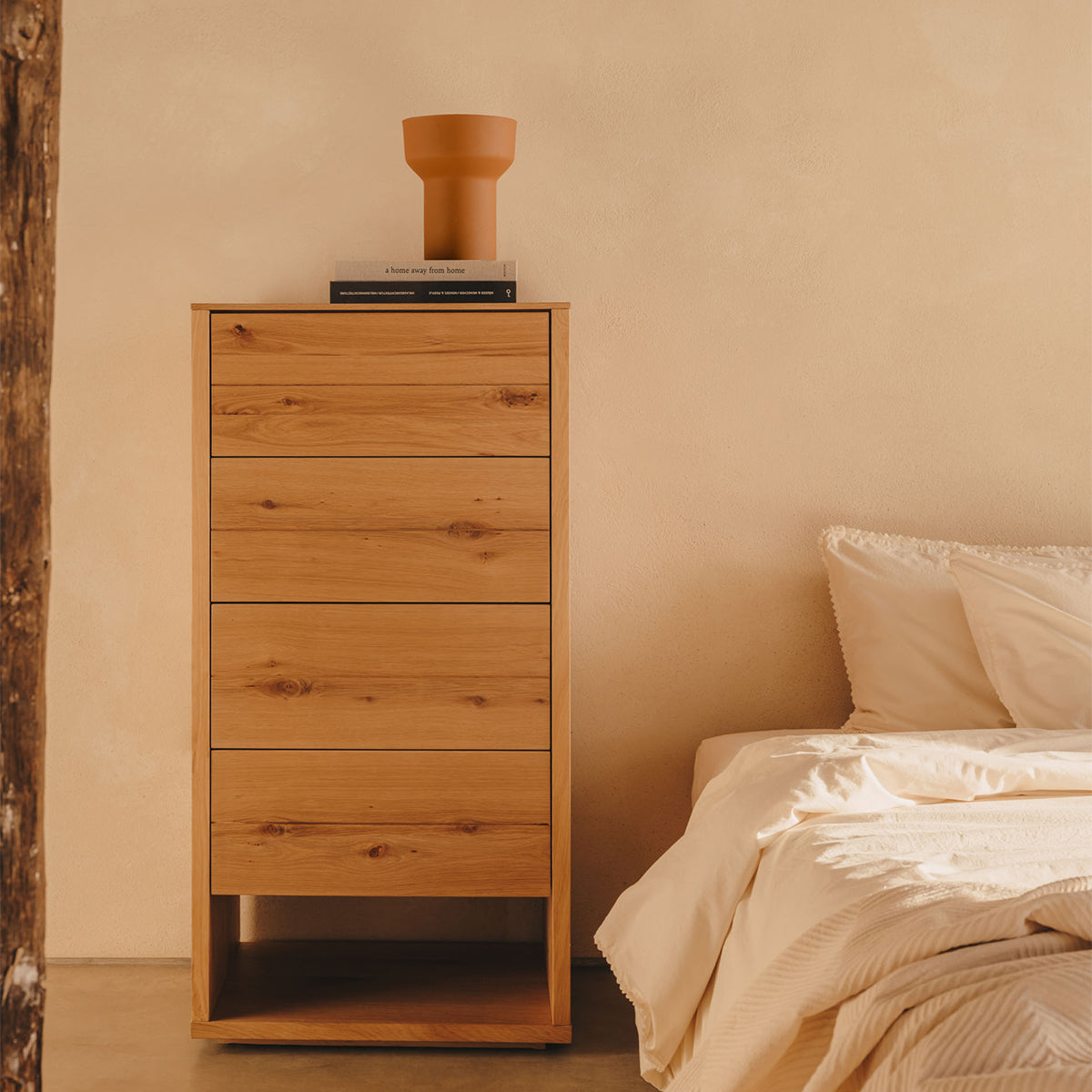 Alguema 4-Drawer Chest Dresser - Stylish Wooden Storage for Bedroom, Living Room & Office Organization